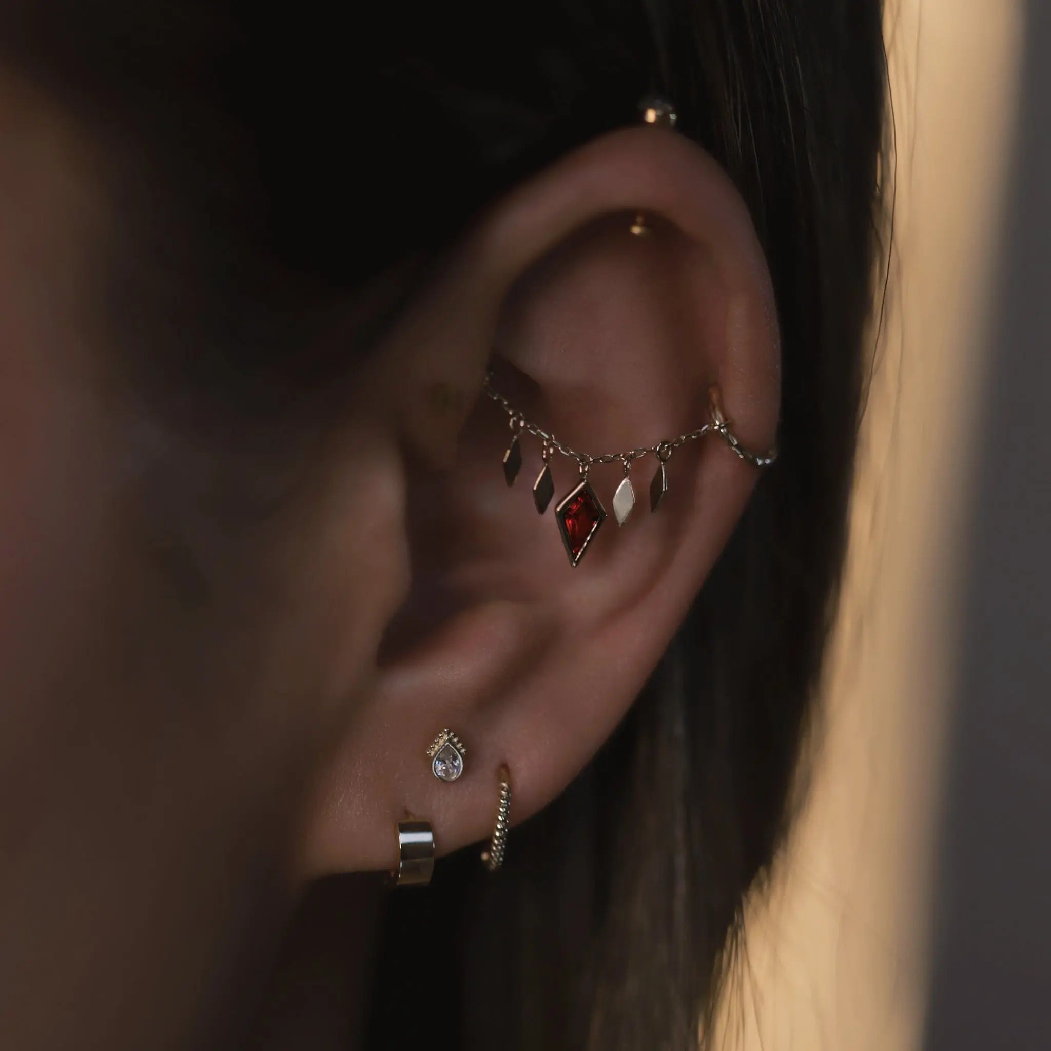 BEATTI Chain Attachments Gold / 22mm Patra Chain Attachment with Garnet 22mm BTFG012 G YG Patra Chain Attachment with Garnet 22mm