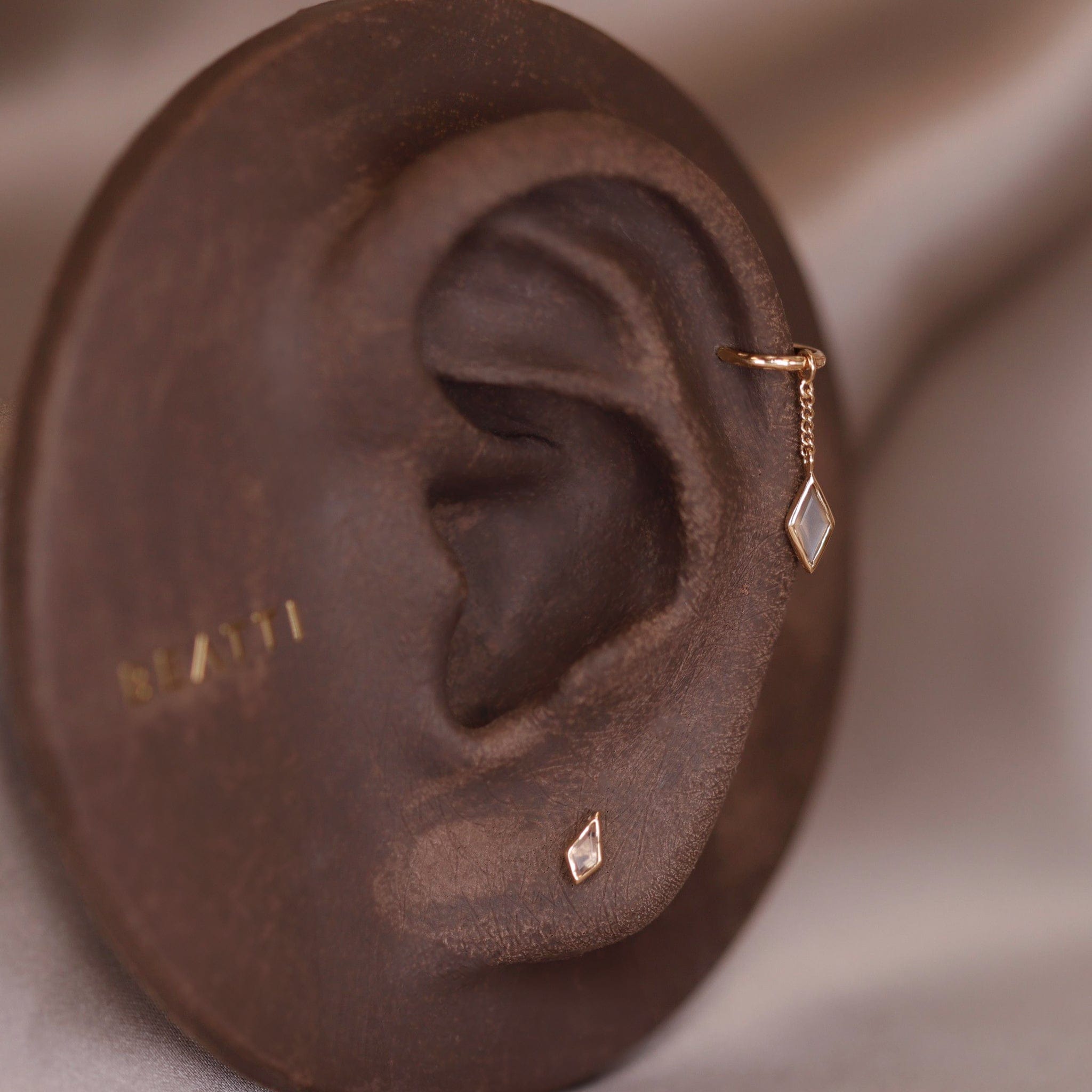 BEATTI Charms Xena • Rhombus Gemstone Chain Charm Xena • Rhombus Gemstone Chain Charm