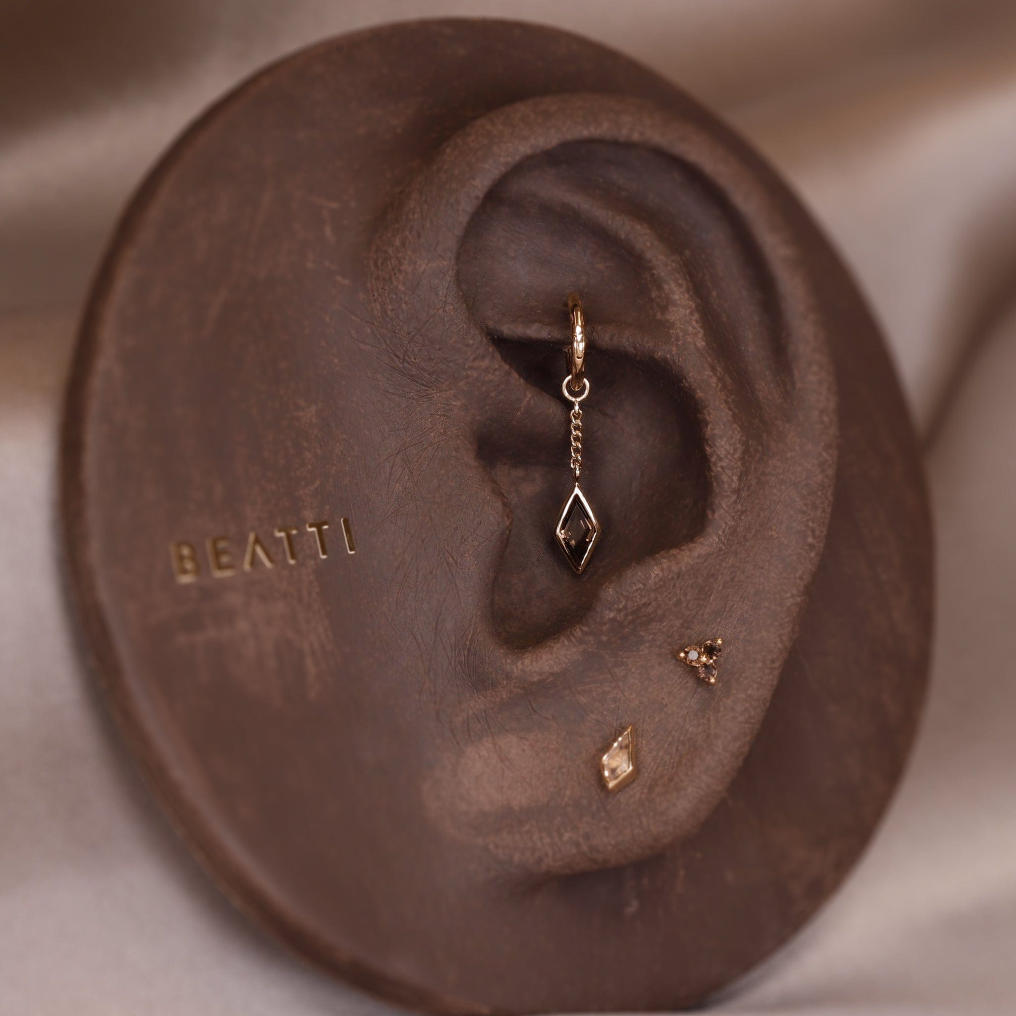 BEATTI Charms Xena • Rhombus Gemstone Chain Charm Xena • Rhombus Gemstone Chain Charm