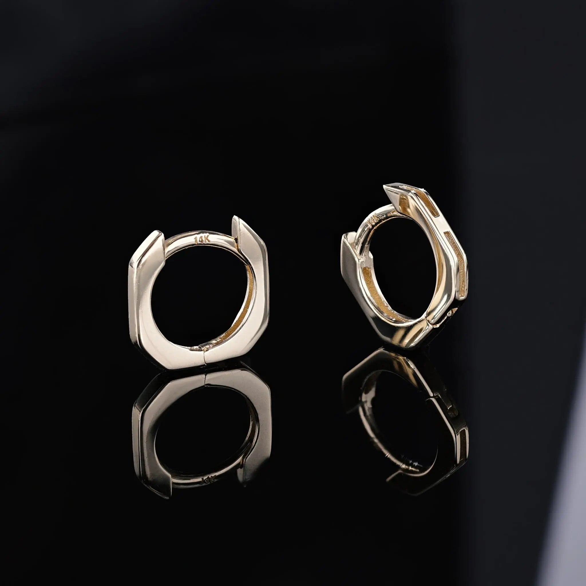 BEATTI Hoops 14k Gold Geometric Edge Hoop Earring 14k Gold Geometric Edge Hoop Earring