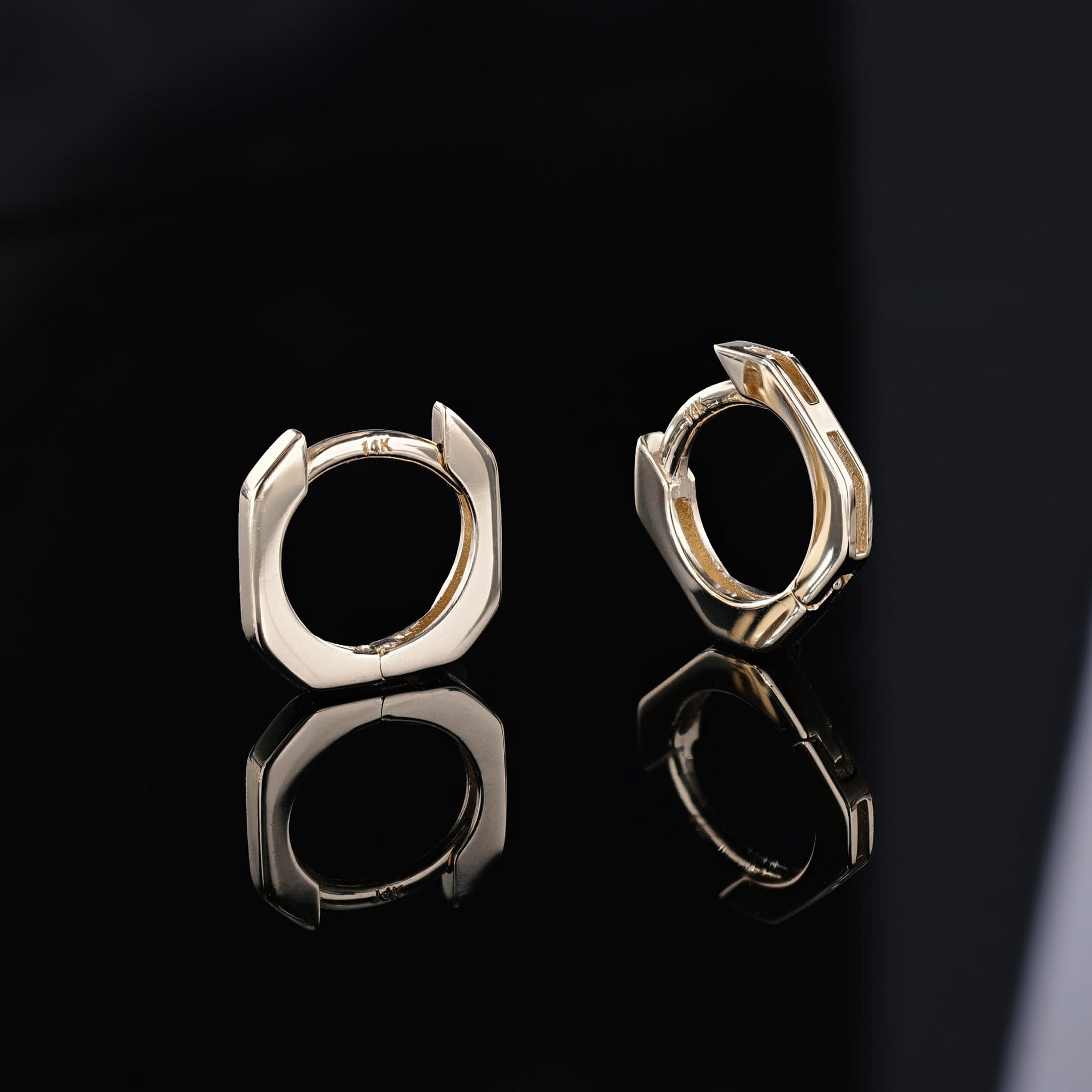 BEATTI Hoops 14k Gold Geometric Edge Hoop Earring 14k Gold Geometric Edge Hoop Earring