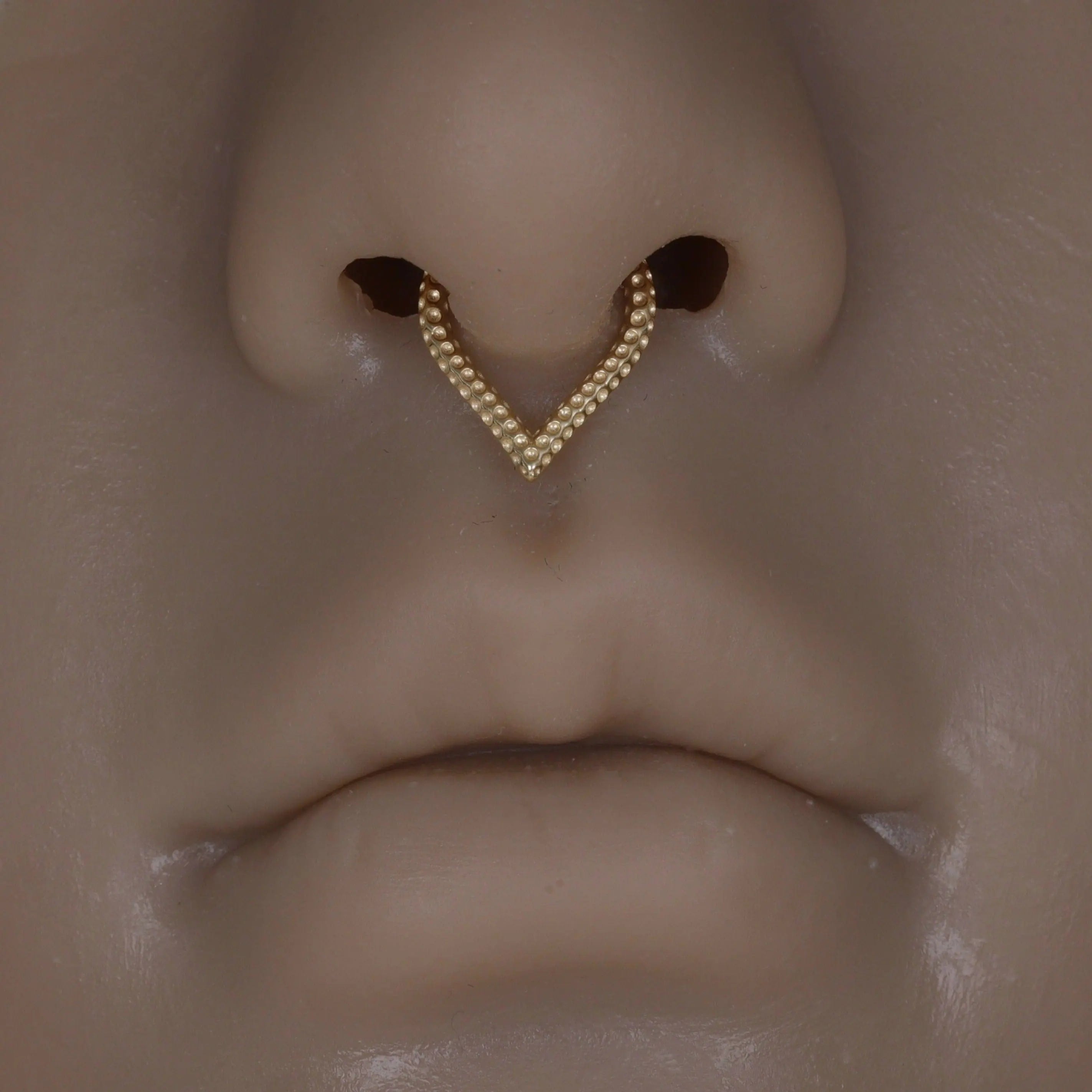 BEATTI Hoops 14K Gold Textured Pointy Clicker 14K Gold Textured Pointy Clicker