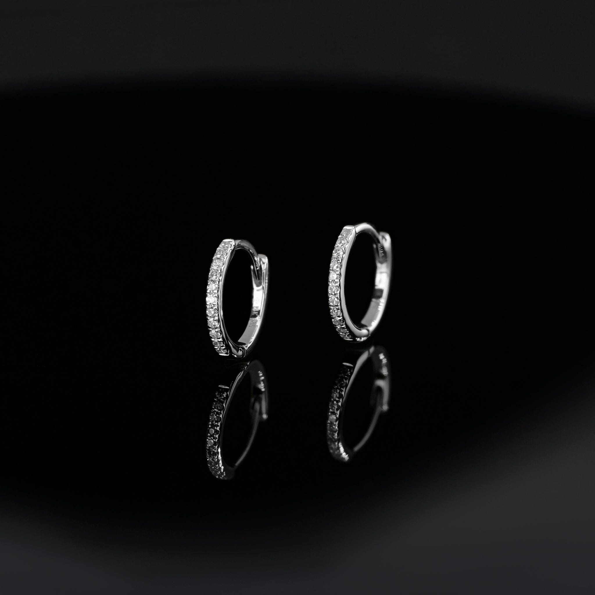 BEATTI Hoops 8mm Pavé Natural Diamond Huggie Hoop 8mm Pavé Natural Diamond Huggie Hoop