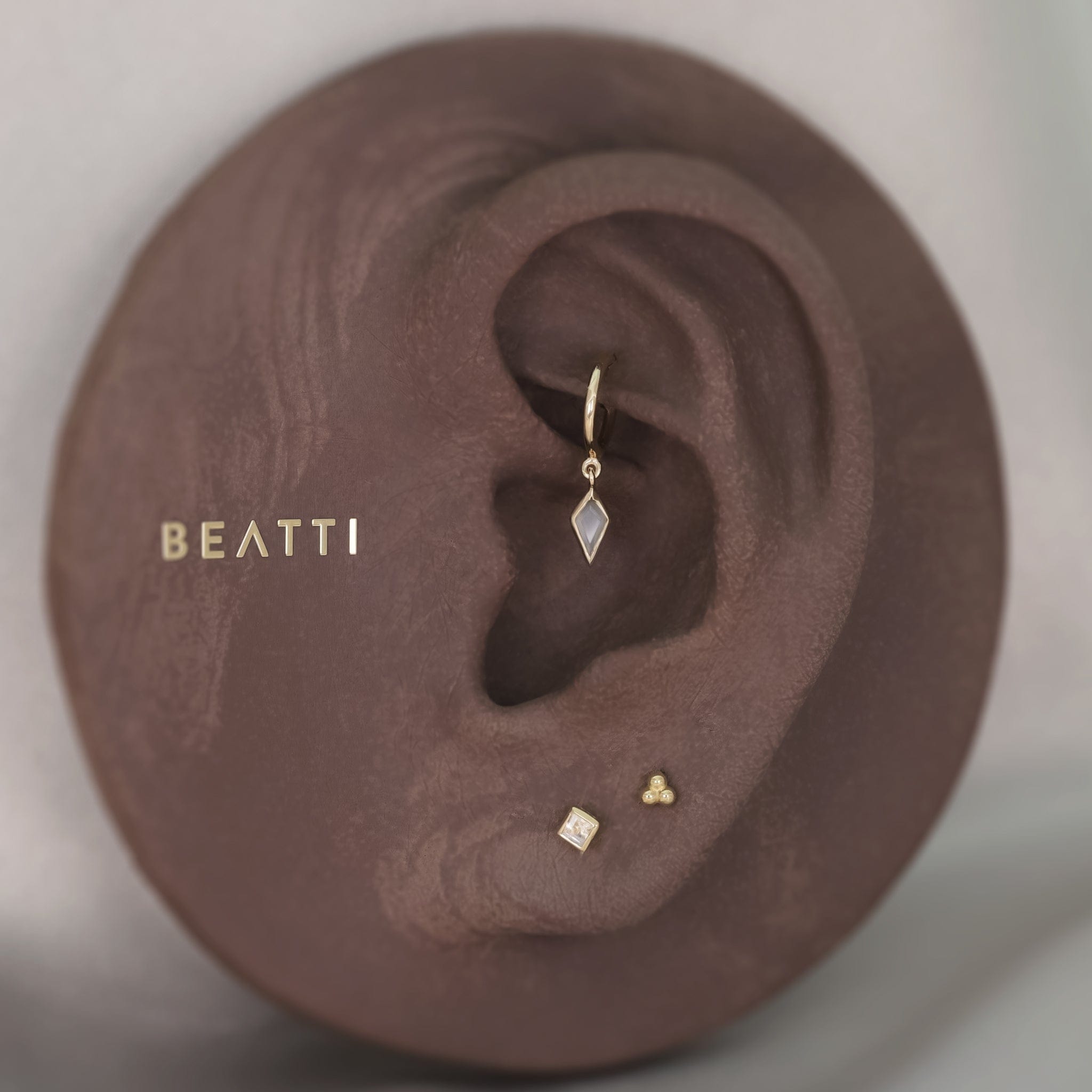 BEATTI Hoops Kite Grey Moonstone Dangle Clicker Hoop Kite Grey Moonstone Dangle Clicker Hoop