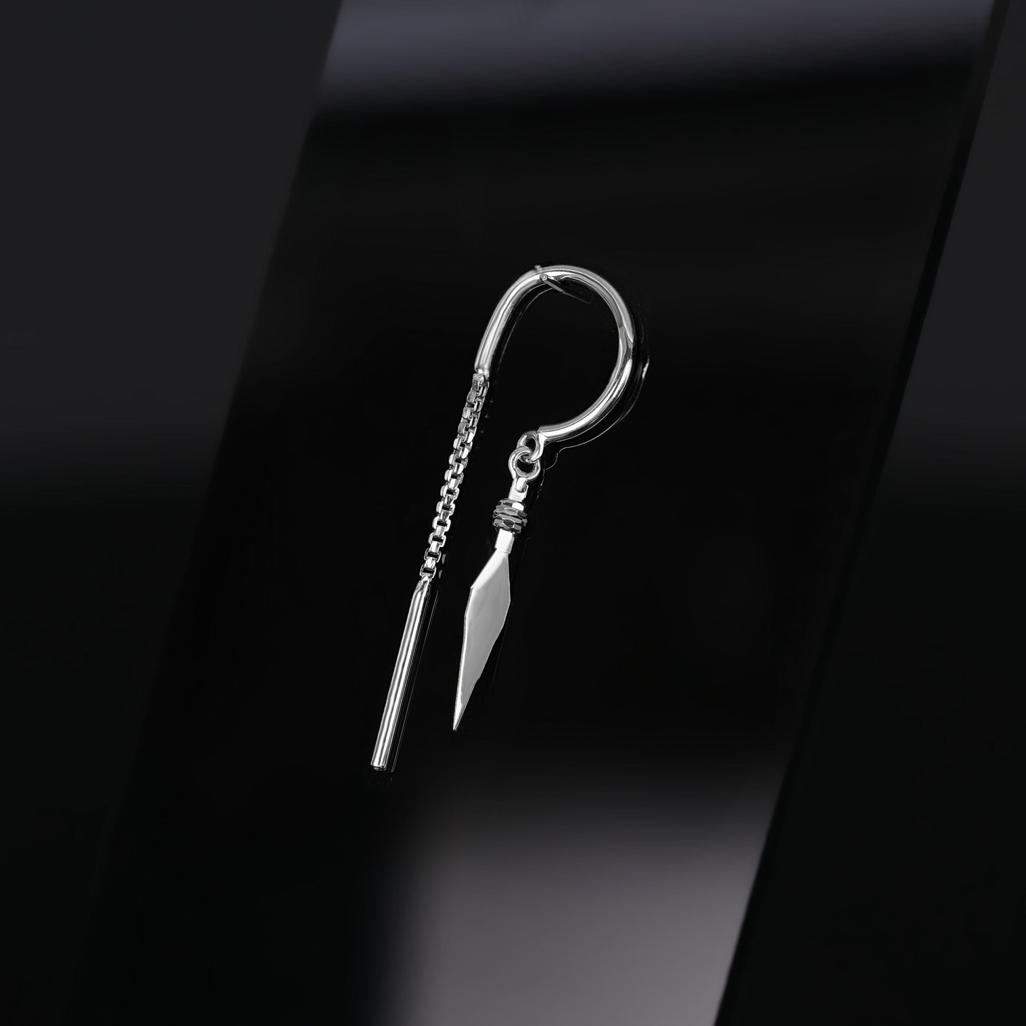 BEATTI Hoops Versa Chain Claw Hoop with Spike Charm Versa Chain Claw Hoop with Spike Charm