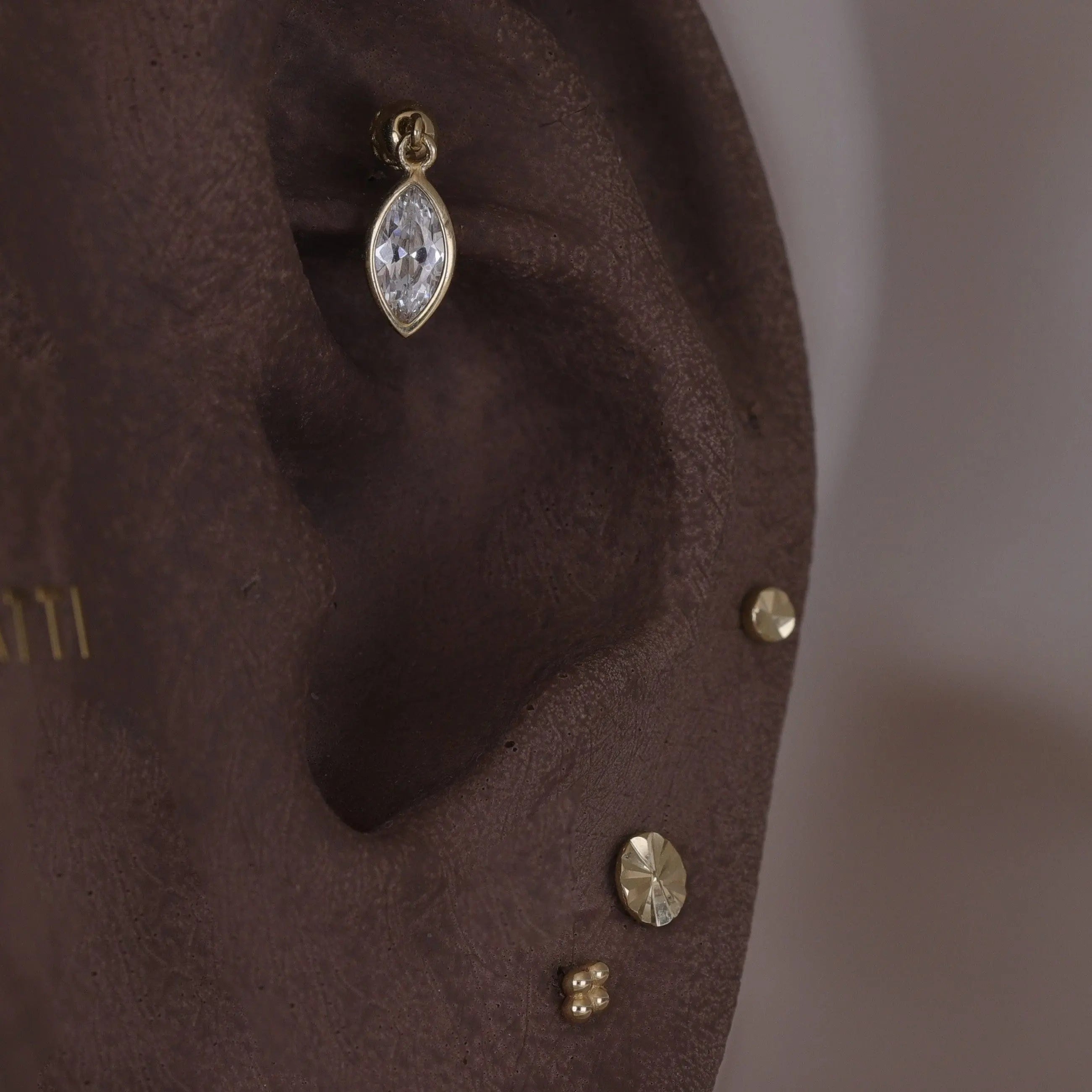 BEATTI Internal Thread Riké • 14K Solid Gold Marquise Cut Flat Back Earring Riké • 14K Solid Gold Marquise Cut Flat Back Earring