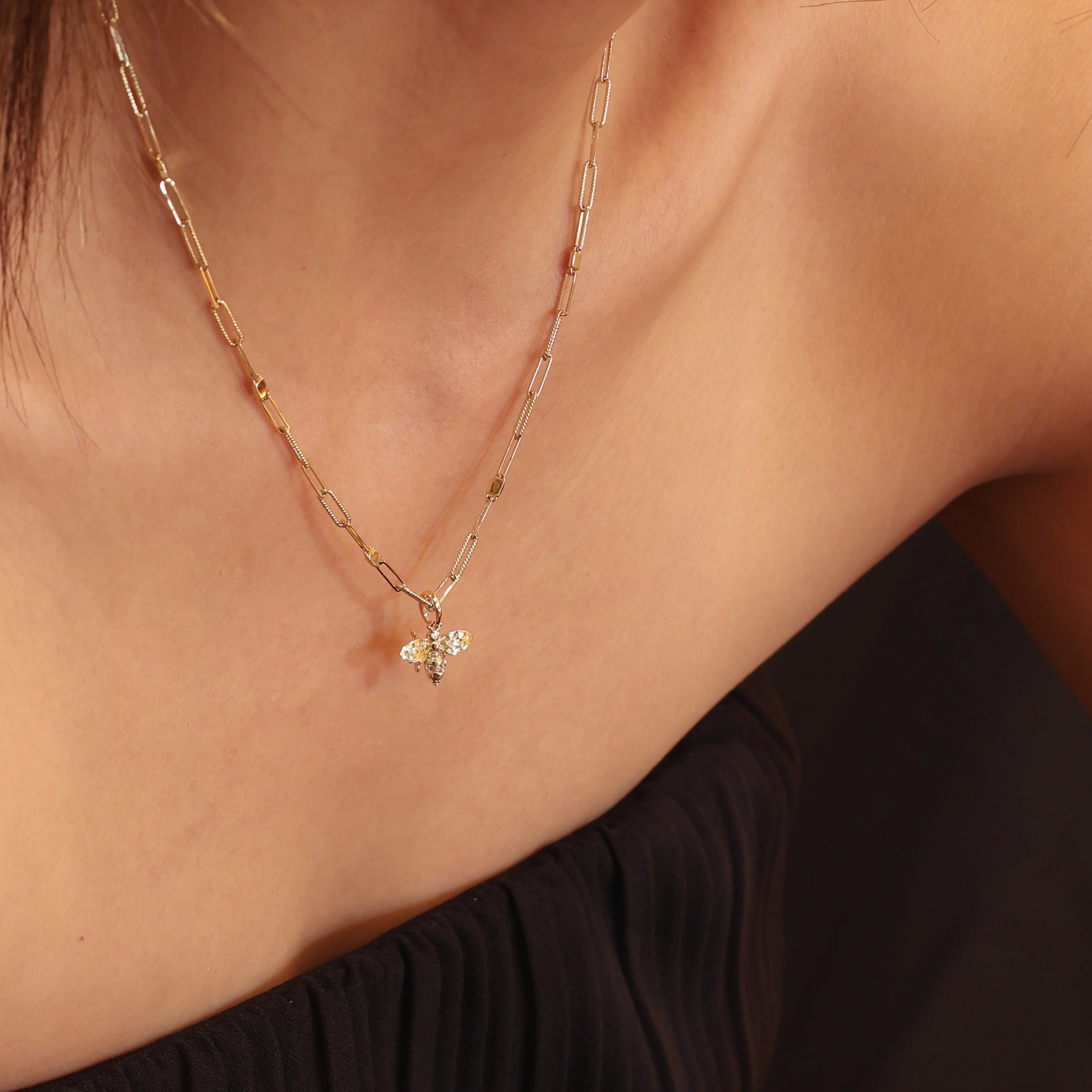 BEATTI Pendants Gold Eternal Diamond HoneyBee Pendant JC150_M Eternal Diamond HoneyBee Pendant