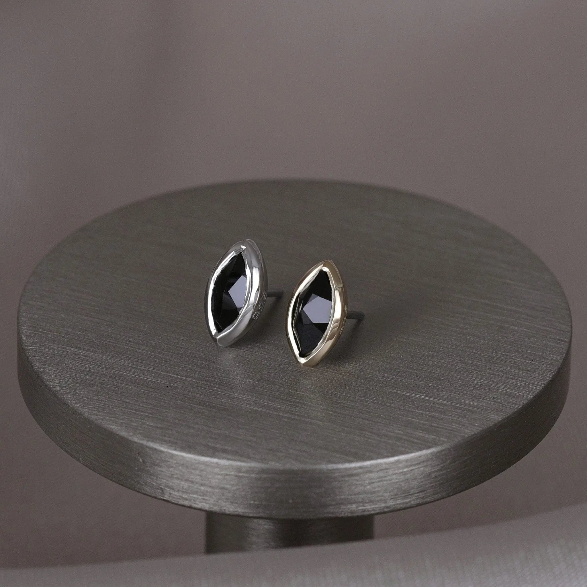 BEATTI Threadless Ends Aura • Natural Gemstone Threadless Ends Aura • Natural Gemstone Threadless Ends