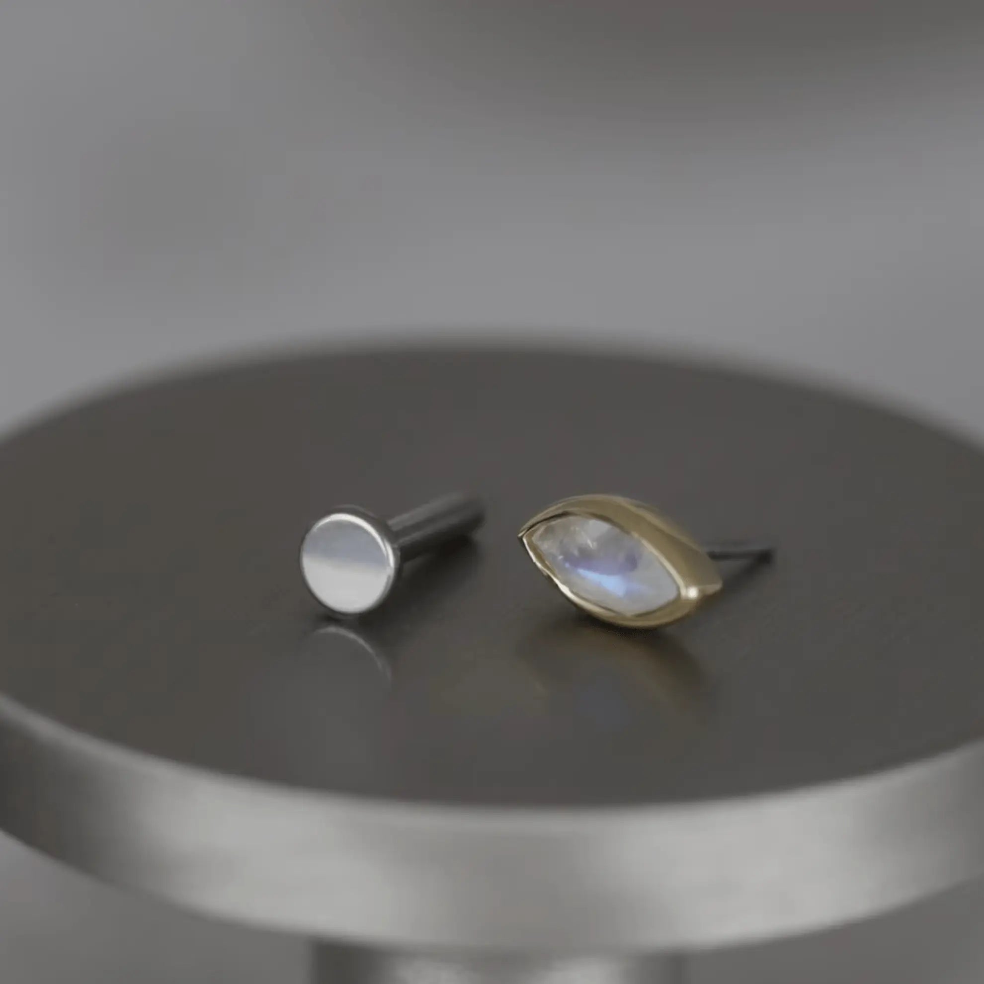 BEATTI Threadless Ends Aura • Natural Gemstone Threadless Ends Aura • Natural Gemstone Threadless Ends