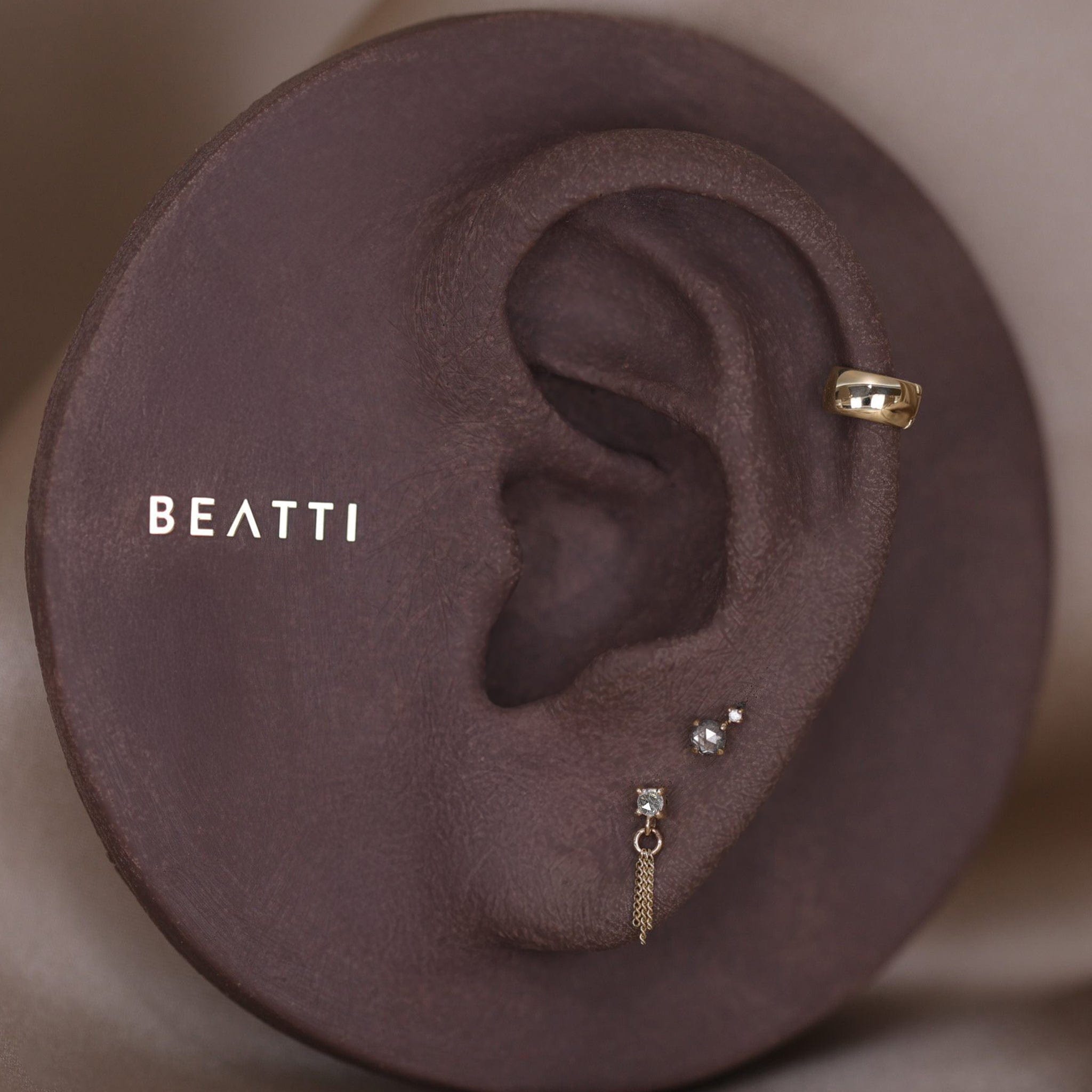 BEATTI Threadless Ends Breeze • 2mm Natural Diamond 3 Curb Chain Tassel Breeze • 2mm Natural Diamond 3 Curb Chain Tassel