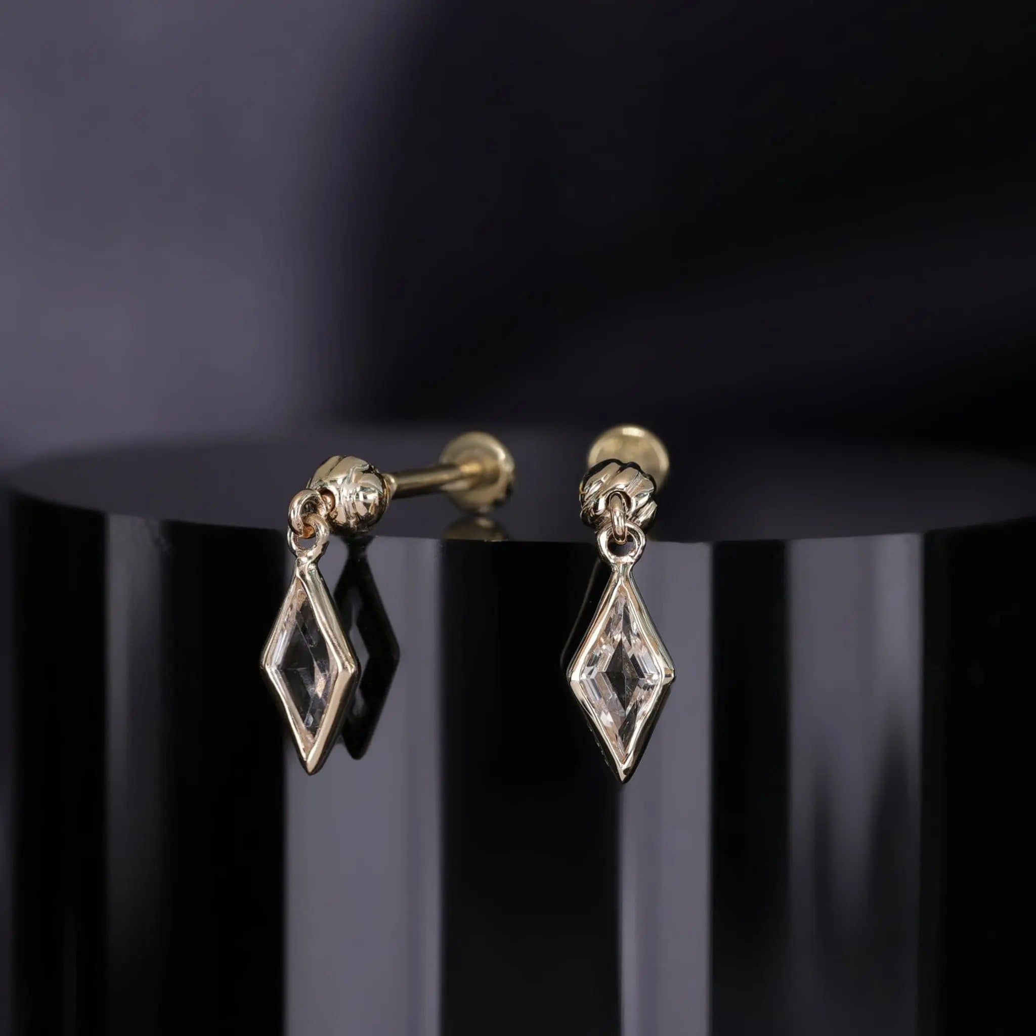 BEATTI Threadless Ends Xena Drop Threadless Flat Back Stud Xena Drop Threadless Flat Back Stud