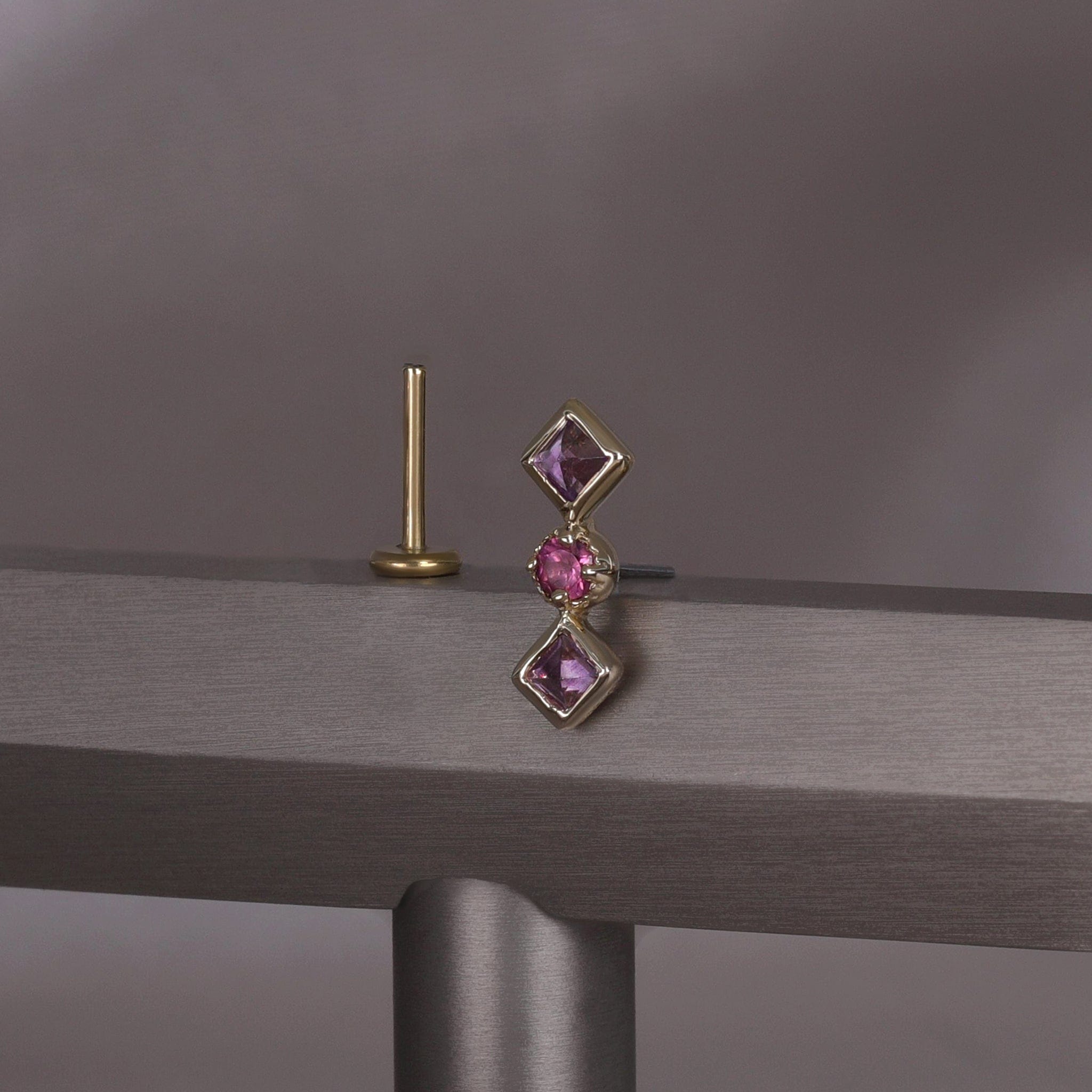 BEATTI Threadless Ends Gold / Amethyst + Rhodolite Garnet Cecilia • Amethyst + Rhodolite Garnet Threadless Ends BTPR035_RG-AB Cecilia • Amethyst + Rhodolite Garnet Threadless Ends