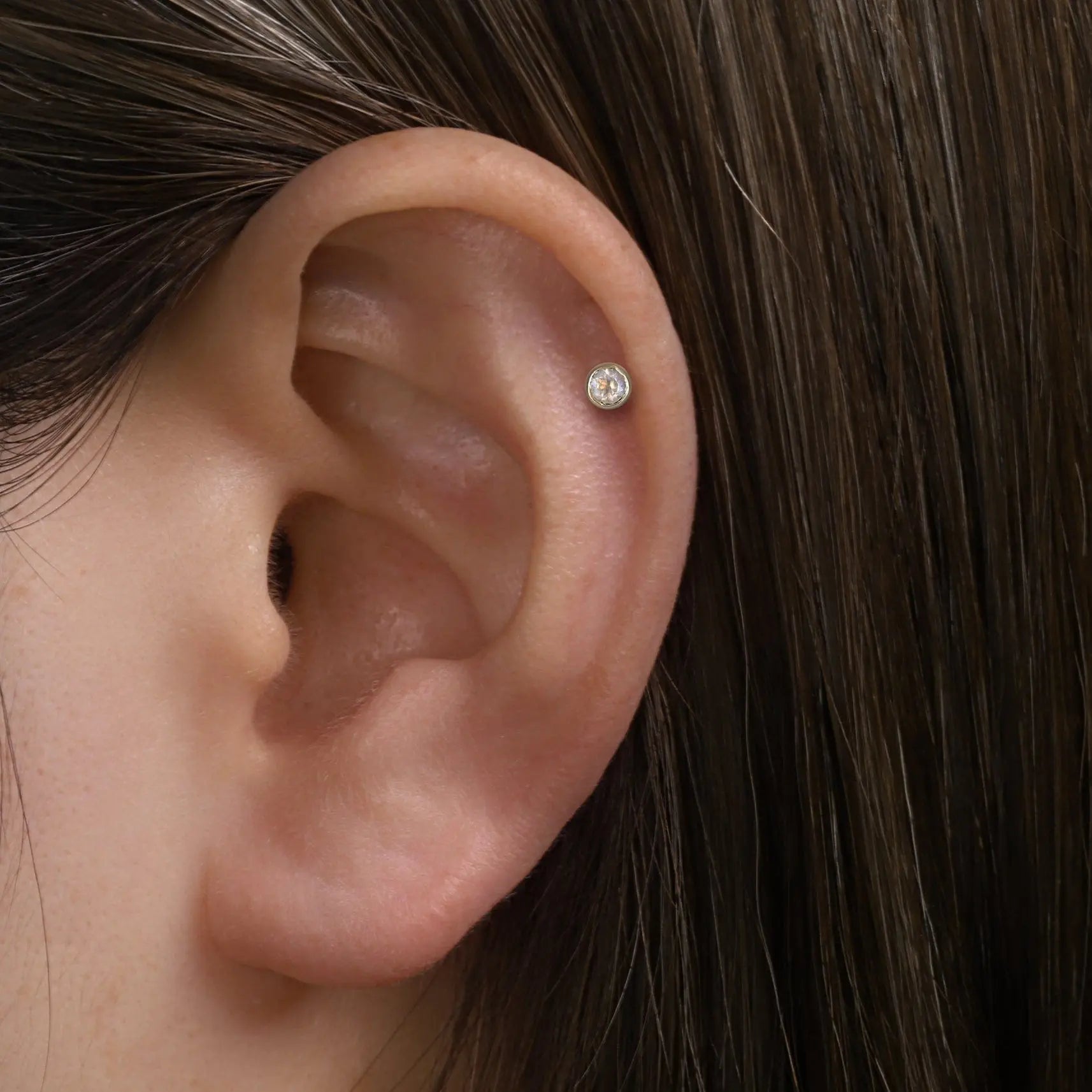 BEATTI Threadless Ends Hannah • Rainbow Moonstone Threadless Ends 925 Silver/Titanium Hannah • Rainbow Moonstone Threadless Ends 925 Silver/Titanium