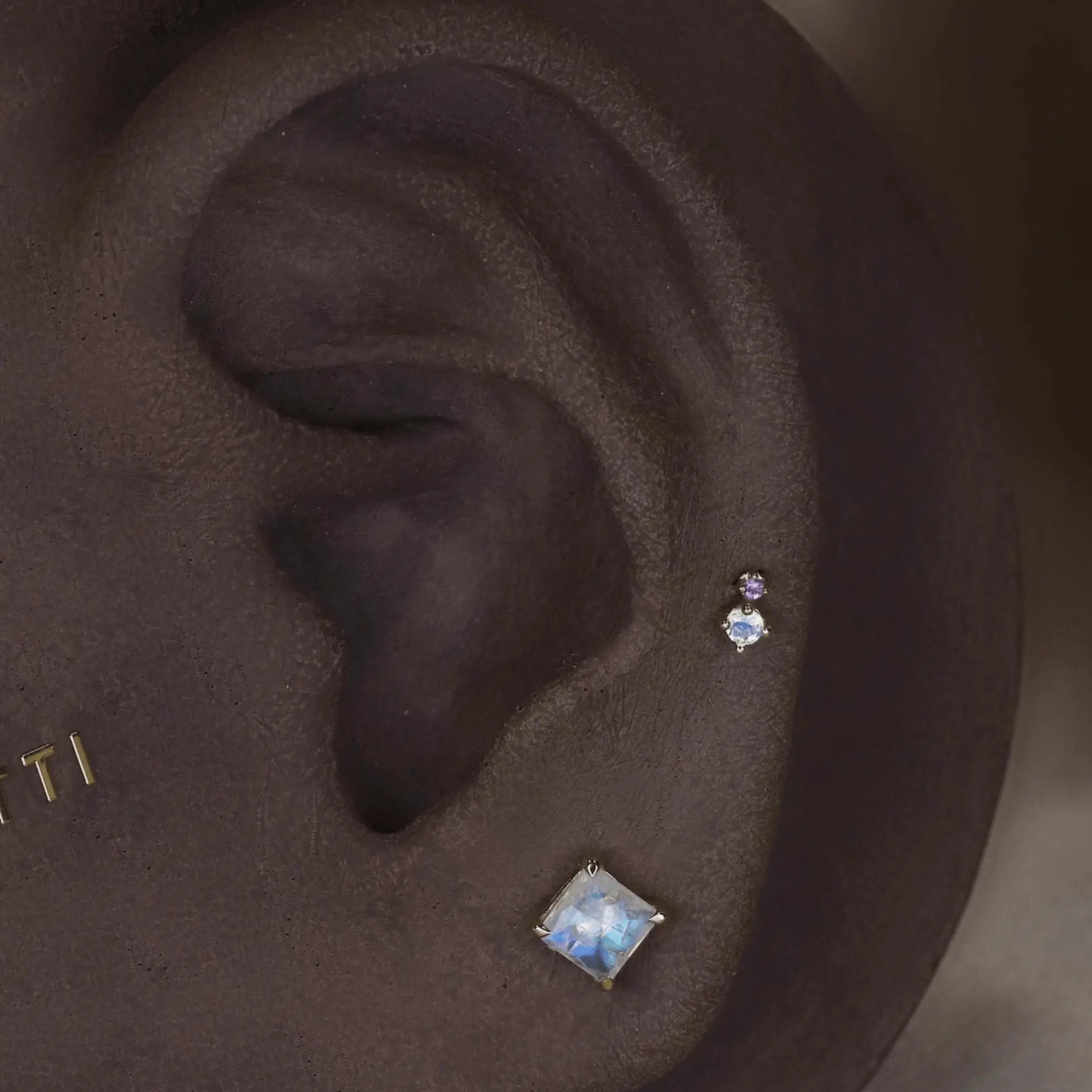 BEATTI Threadless Ends Kaya • Natural Gemstone Threadless Ends Kaya • Natural Gemstone Threadless Ends