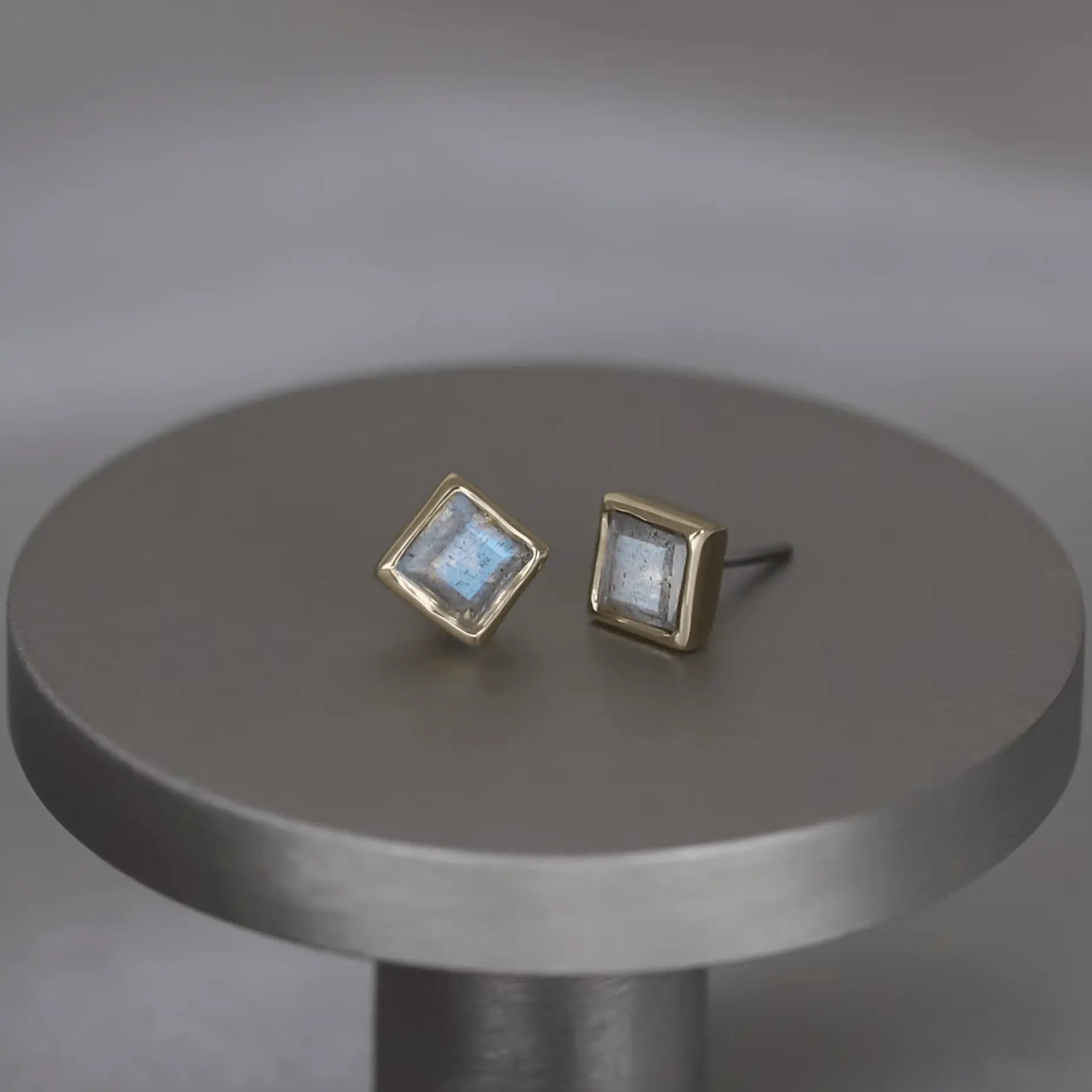 BEATTI Threadless Ends Maya • Natural Gemstone Threadless Ends Maya • Natural Gemstone Threadless Ends