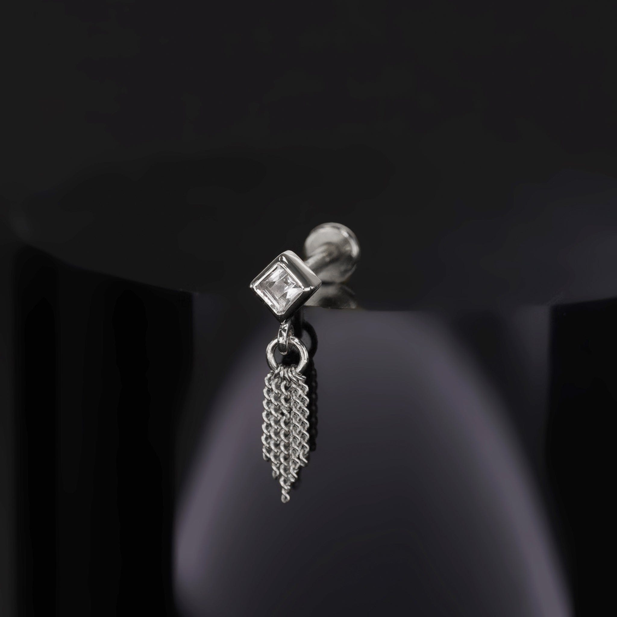 BEATTI Threadless Ends Miel • White Topaz 5 Curb Chain Tassel Miel • White Topaz 5 Curb Chain Tassel