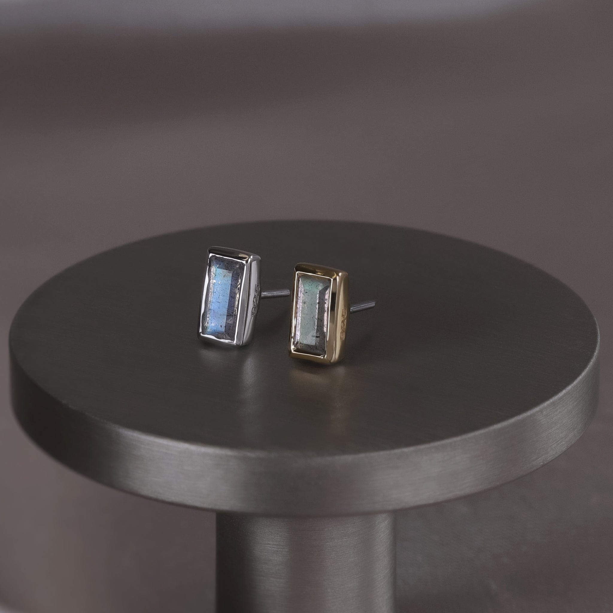 BEATTI Threadless Ends Monik • Natural Gemstone Threadless Ends 925 Silver/Titanium Monik • Natural Gemstone Threadless Ends 925 Silver/Titanium