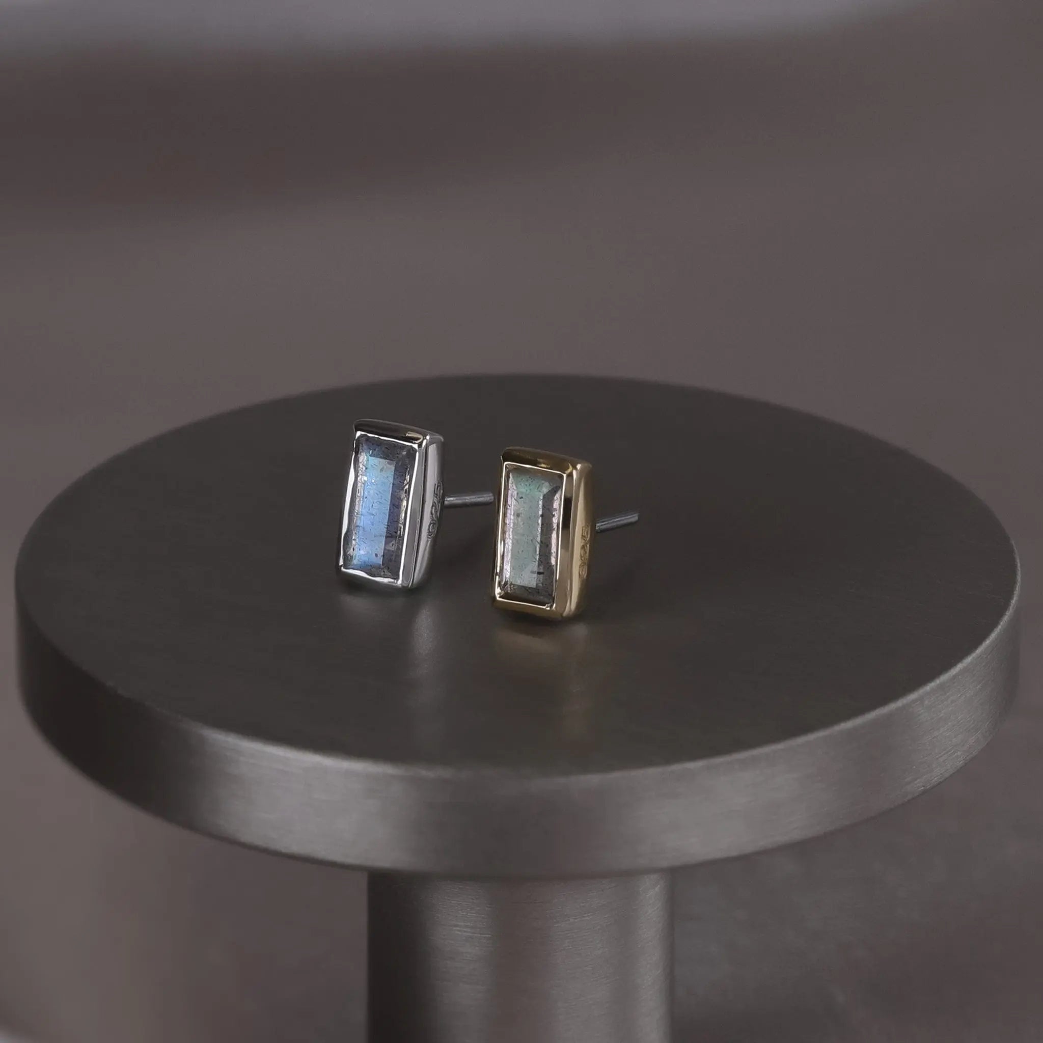 BEATTI Threadless Ends Monik • Natural Gemstone Threadless Ends 925 Silver/Titanium Monik • Natural Gemstone Threadless Ends 925 Silver/Titanium