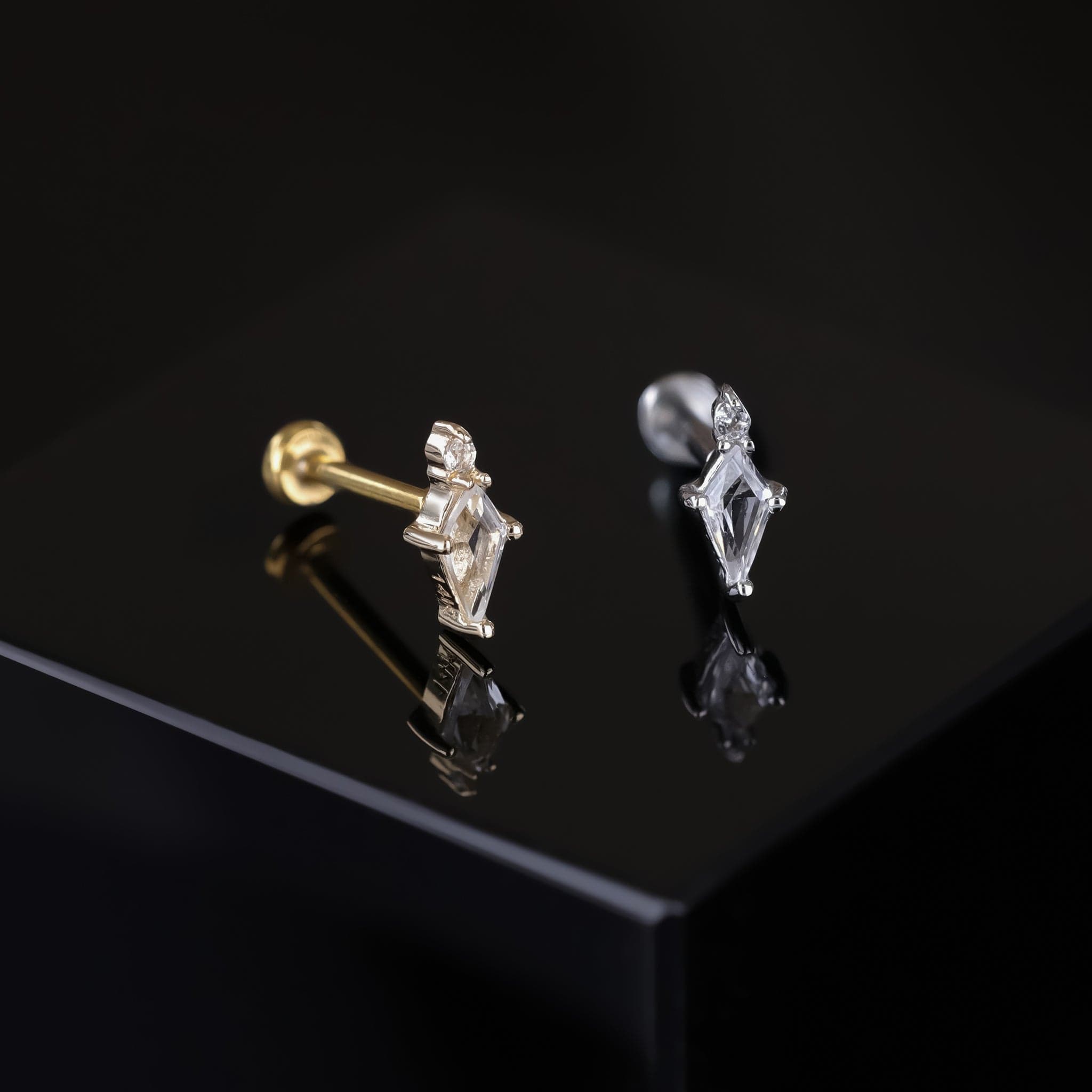 BEATTI Threadless Ends Nyx • Tiny Kite White Topaz Flat Back Stud Nyx • Tiny Kite White Topaz Flat Back Stud