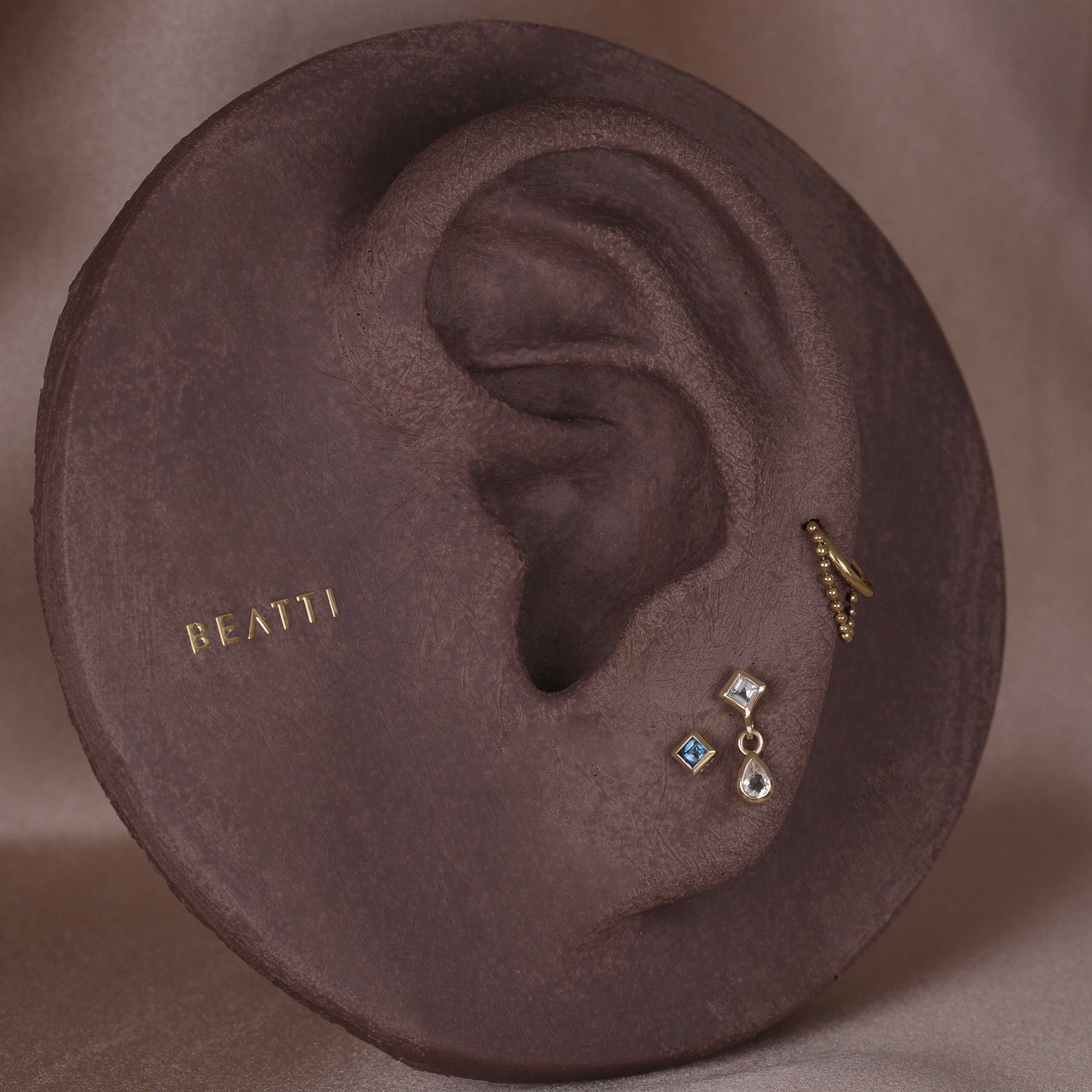 BEATTI Threadless Ends Rena • White Topaz Threadless Ends Rena • White Topaz Threadless Ends