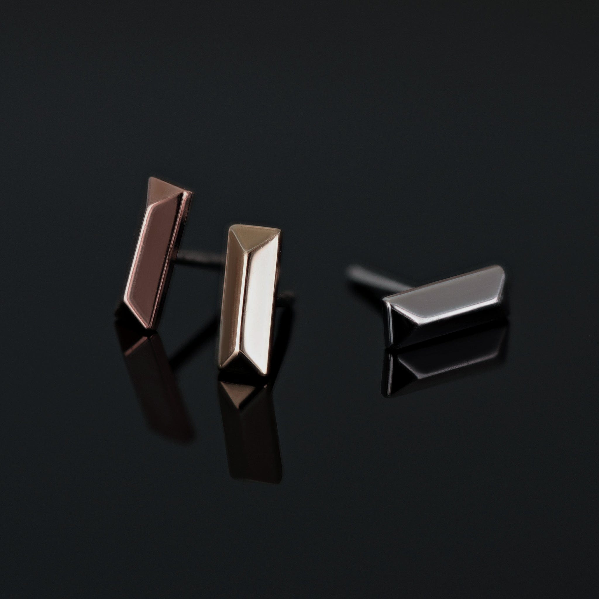 BEATTI Threadless Ends Tiny 14K Solid Gold Bar Flat Back Earring Tiny 14K Solid Gold Bar Flat Back Earring