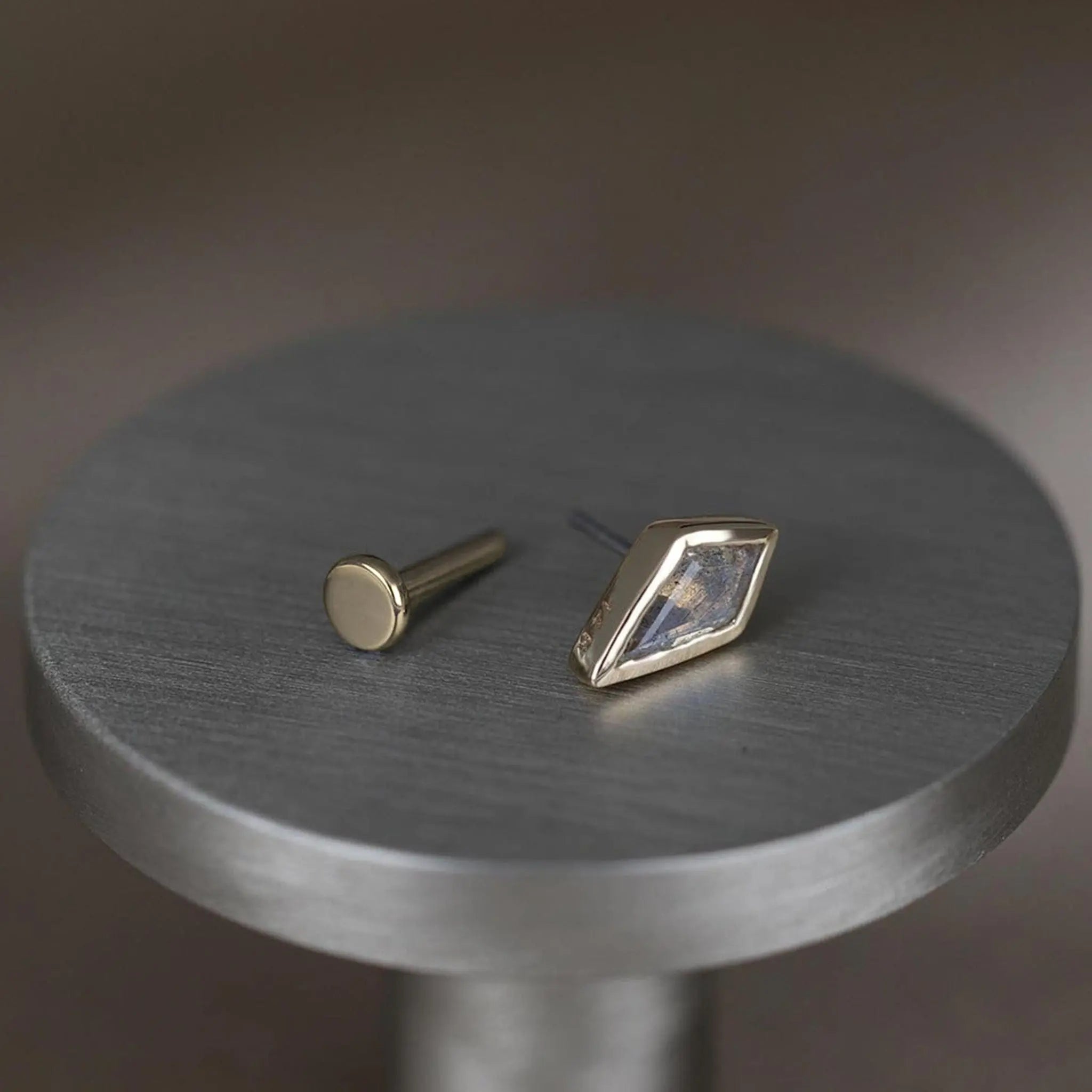 BEATTI Threadless Ends Zenith (Large) • Kite Cut Gemstone Threadless Ends Zenith (Large) • Kite Cut Gemstone Threadless Ends