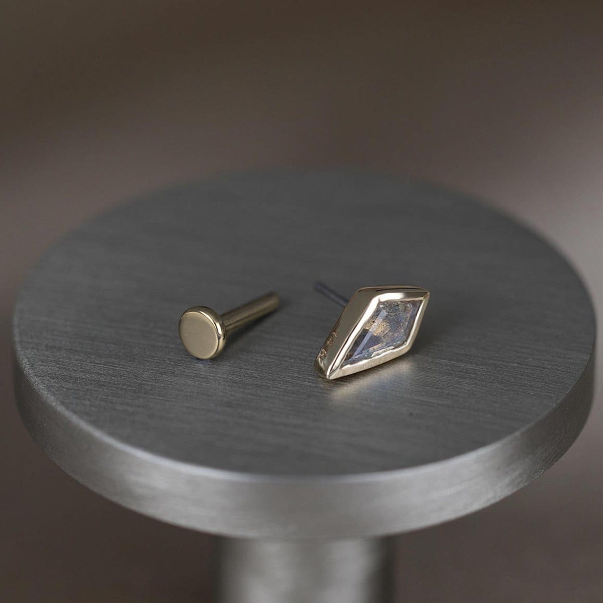 BEATTI Threadless Ends Zenith (Large) • Kite Cut Gemstone Threadless Ends Zenith (Large) • Kite Cut Gemstone Threadless Ends