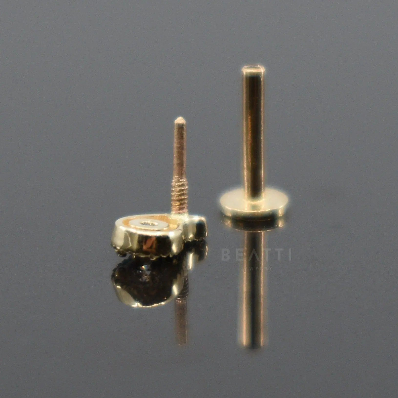 BEATTI Internal Thread Gold 14K Solid Gold Tear Drop Cartilage Labret Stud KPPL060 14K Solid Gold Tear Drop Cartilage Labret Stud