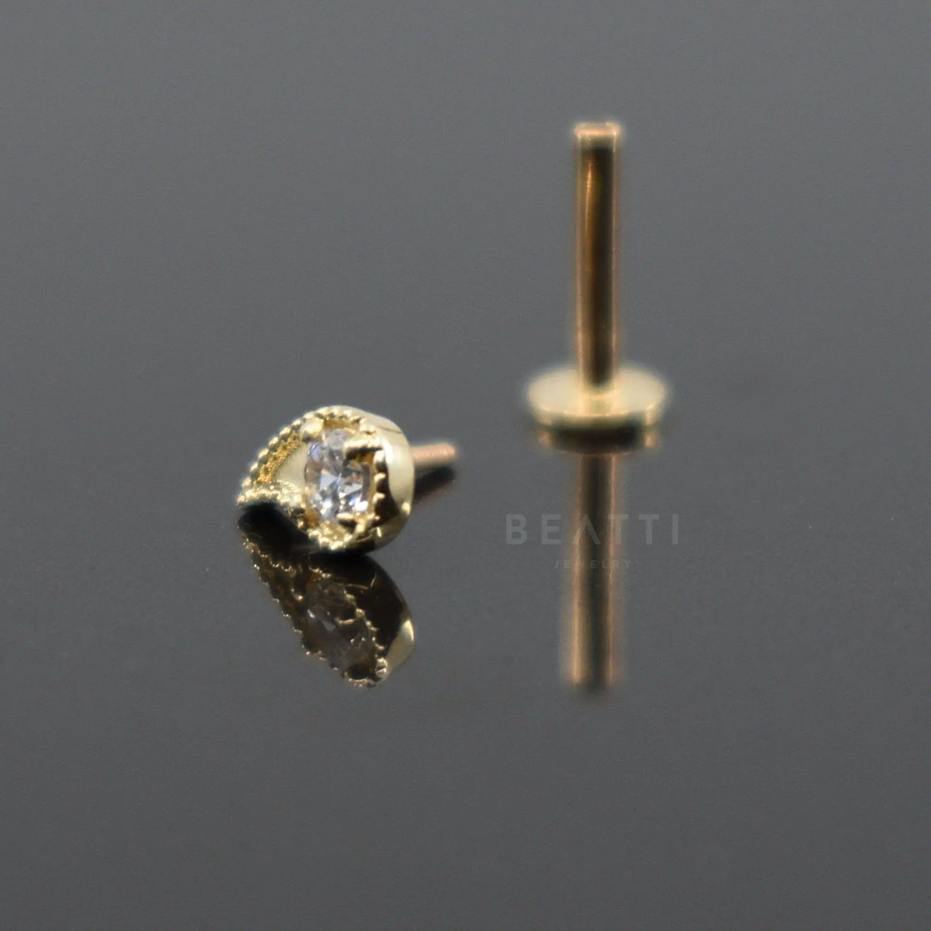 BEATTI Internal Thread Gold 14K Solid Gold Tear Drop Cartilage Labret Stud KPPL060 14K Solid Gold Tear Drop Cartilage Labret Stud