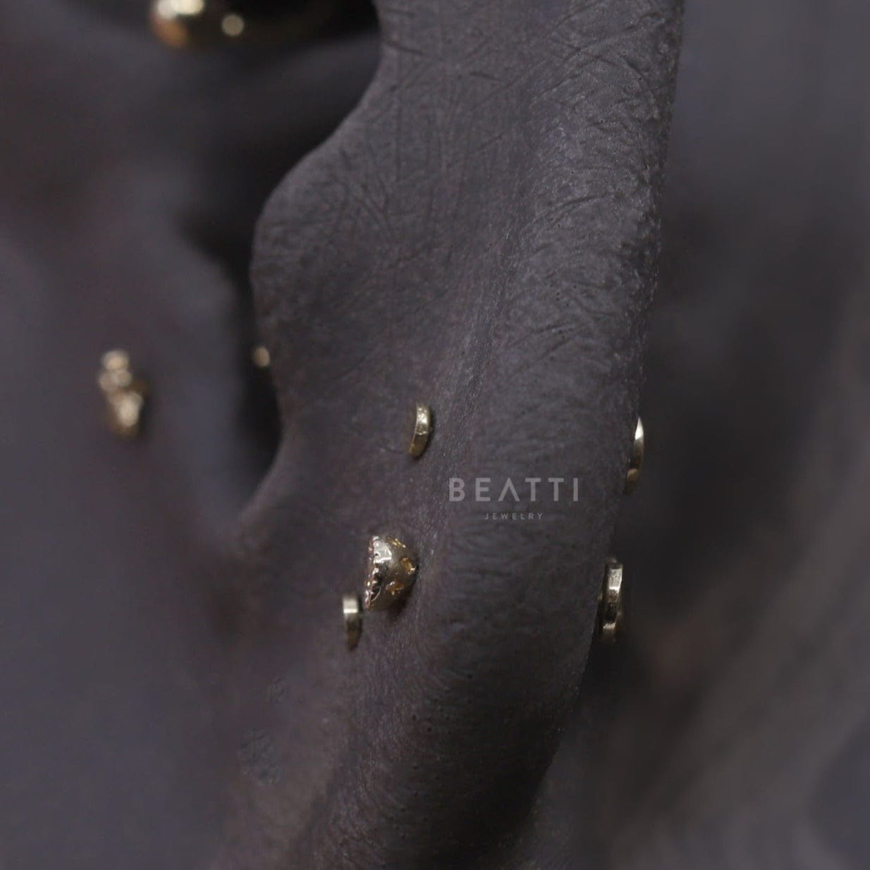 BEATTI Internal Thread Tiny Flat Screw Internally Threaded Tiny Flat Screw Internally Threaded