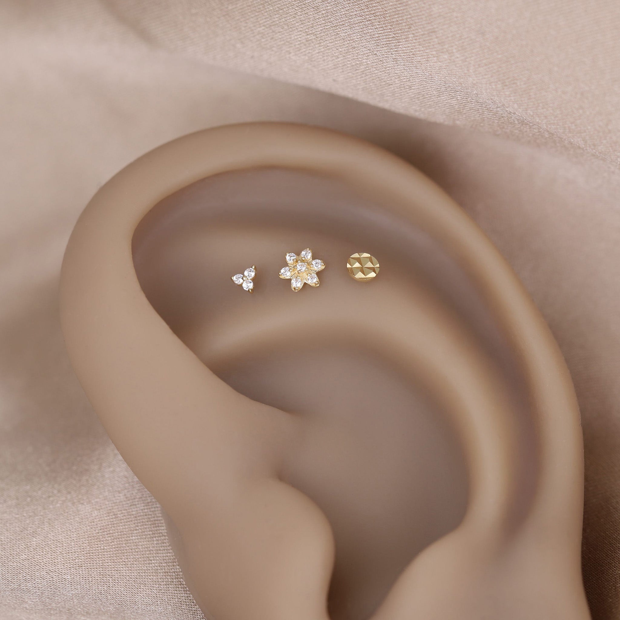 Prism Facet Disc Flat Back Stud