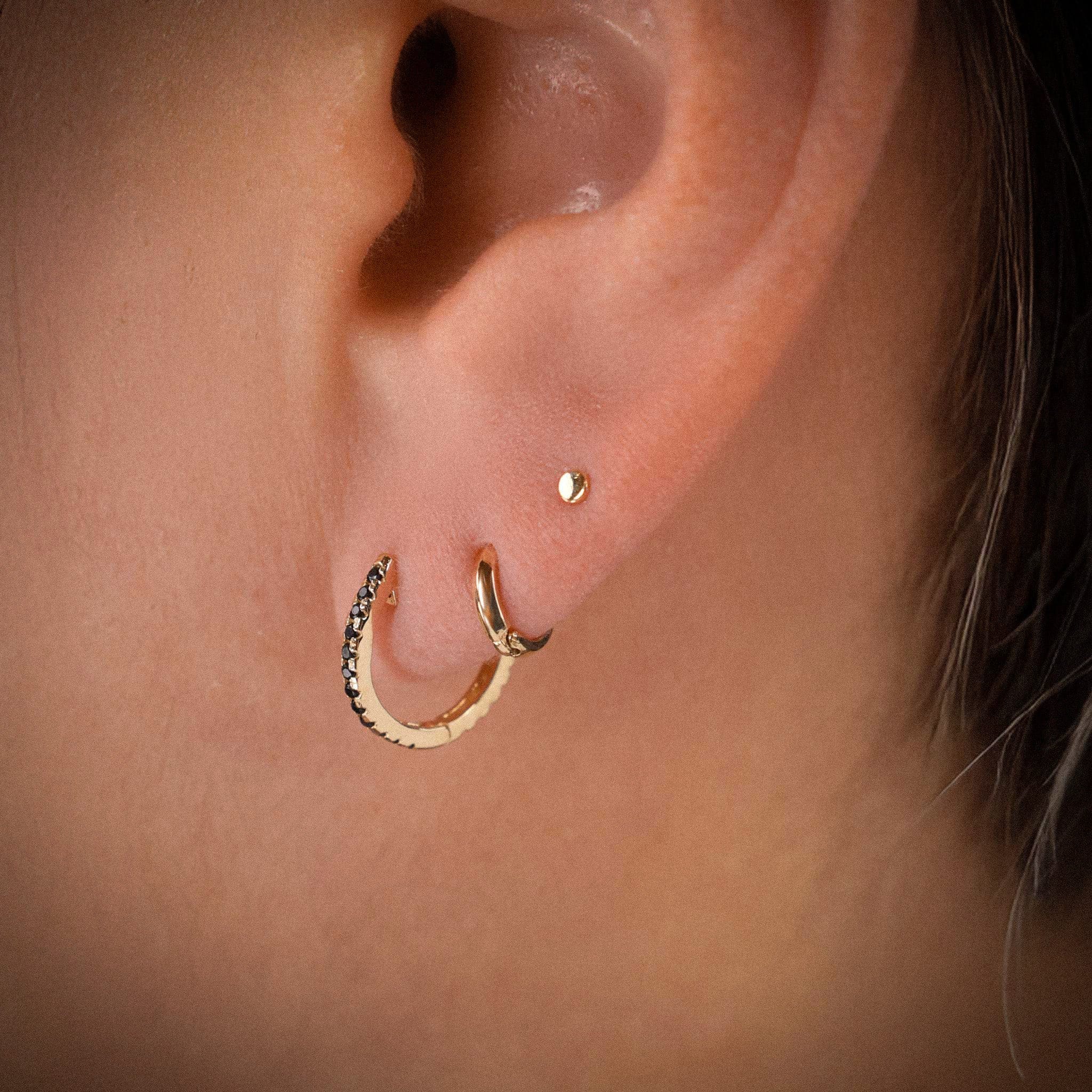 BEATTI Barbell Black & White CZ Reversible Hoops Black & White CZ Reversible Hoops