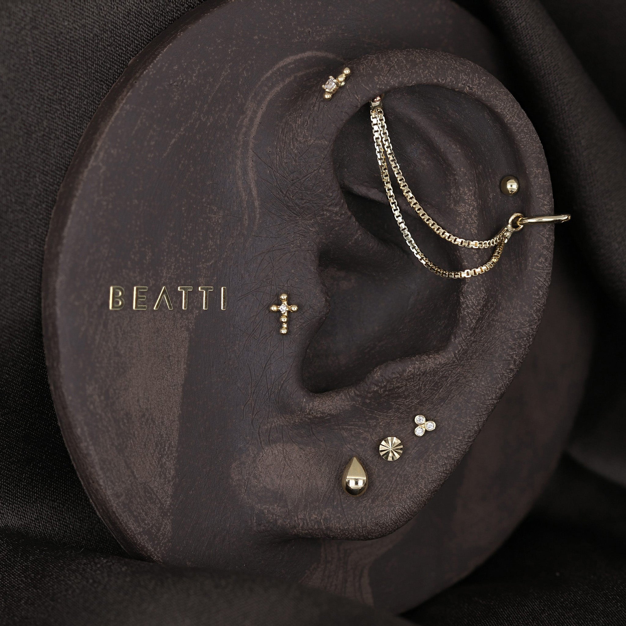 Teardrop Flat Back Stud