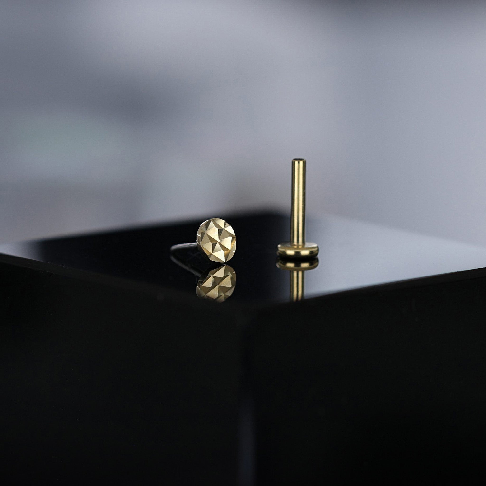 Prism Facet Disc Flat Back Stud