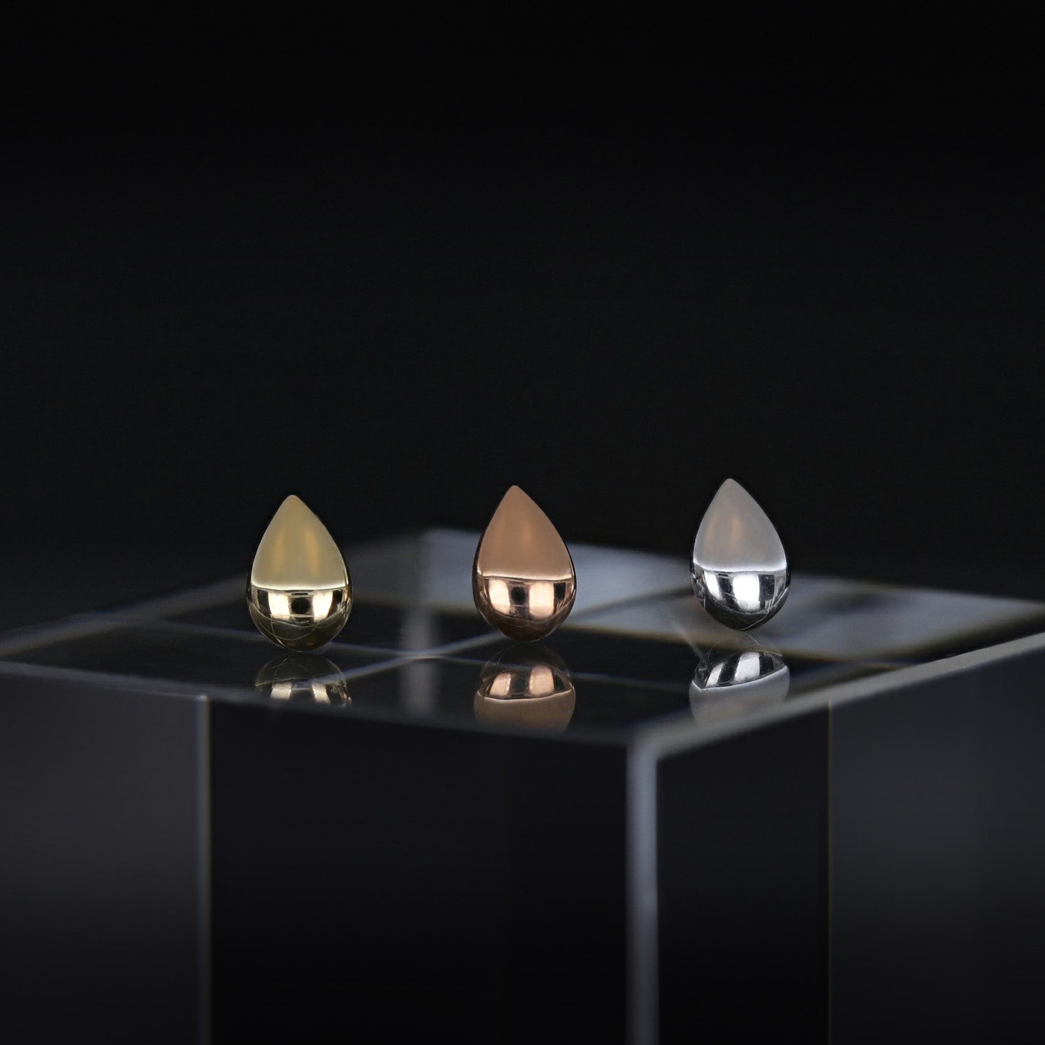 Teardrop Flat Back Stud