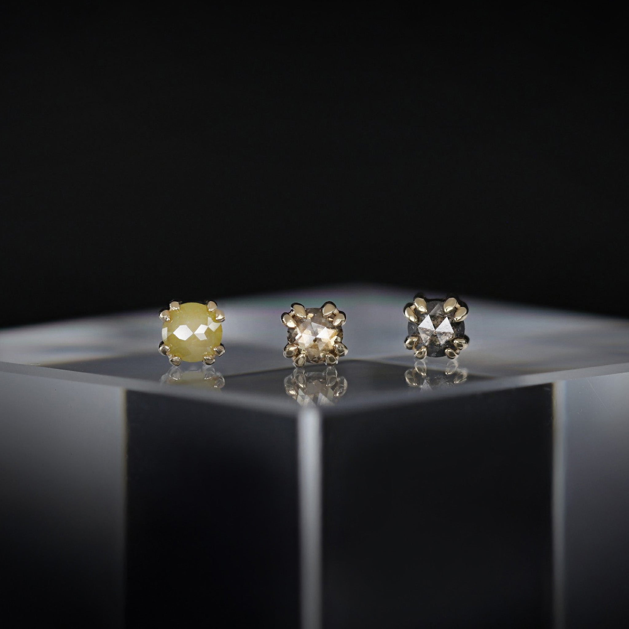 Kai • 2.5mm Rose Cut Diamond Threadless End