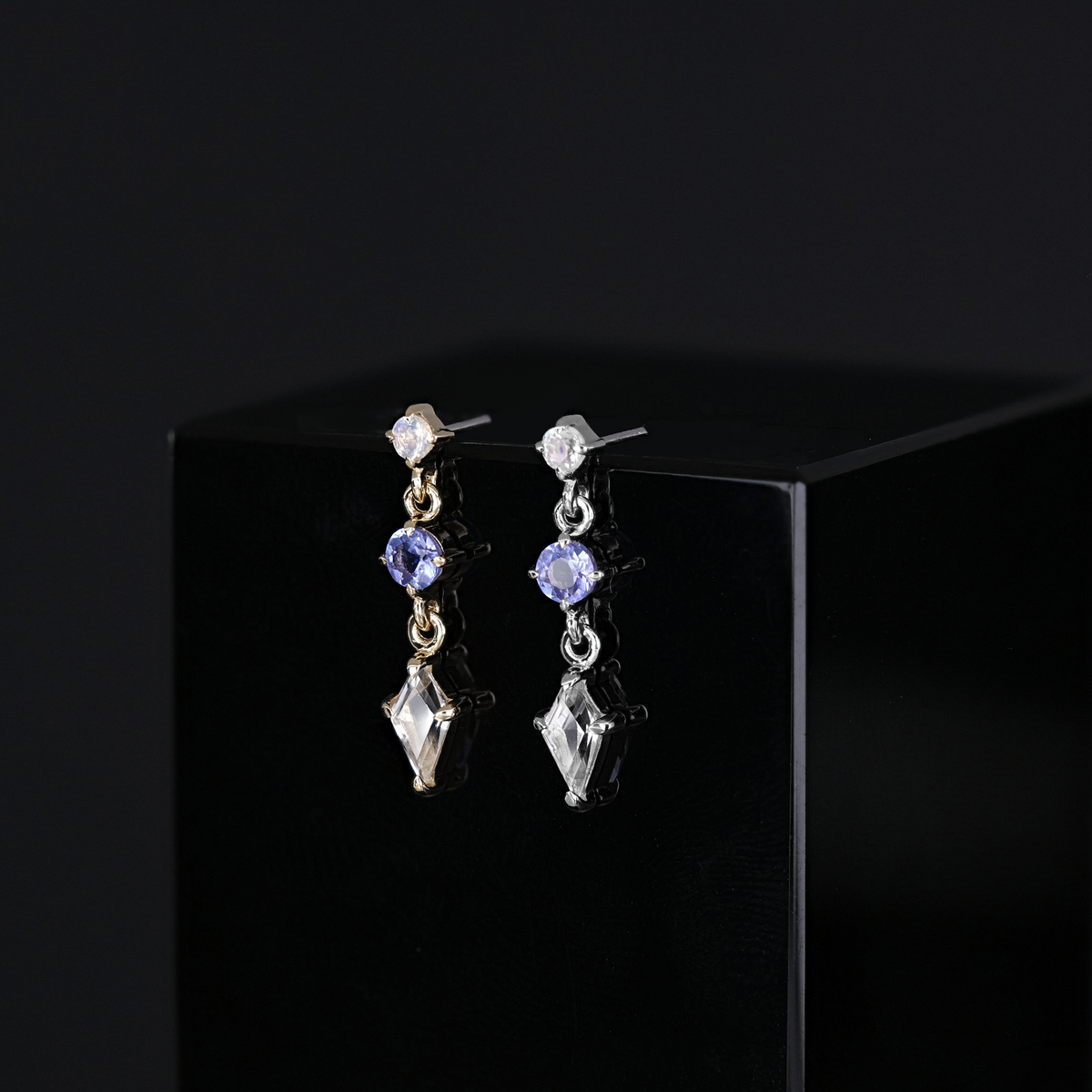 Dias • Triple Gemstone Kite Drop Flat Back Stud