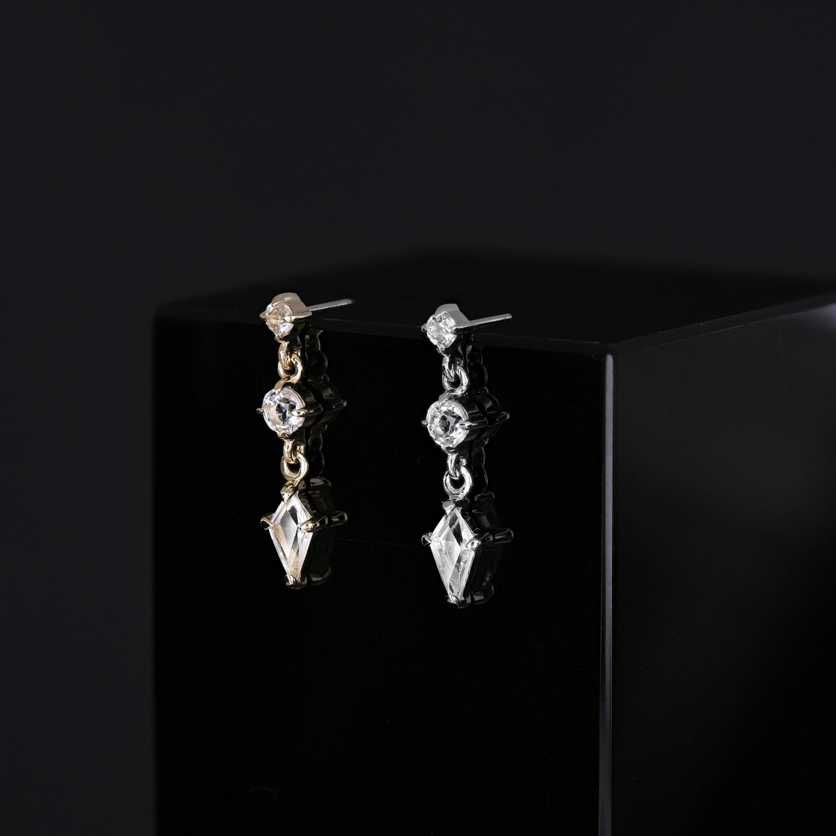 Dias • Triple Gemstone Kite Drop Flat Back Stud