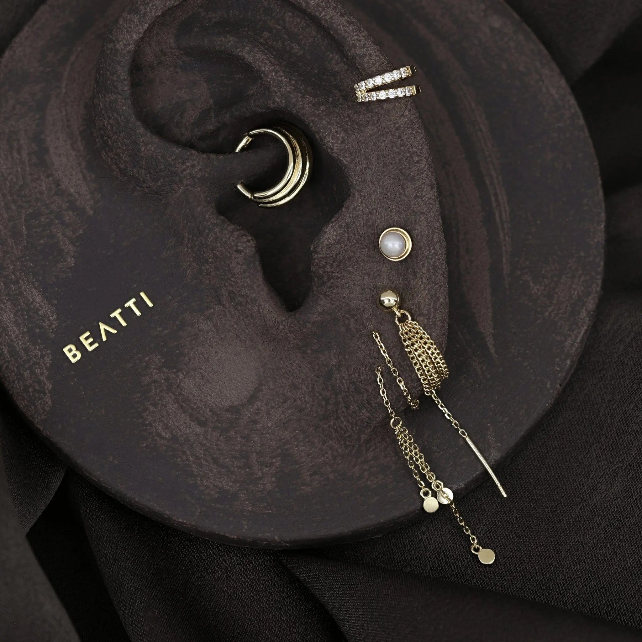 BEATTI Hoops 14K Soft Pearl Flat Back Stud 14K Soft Pearl Flat Back Stud