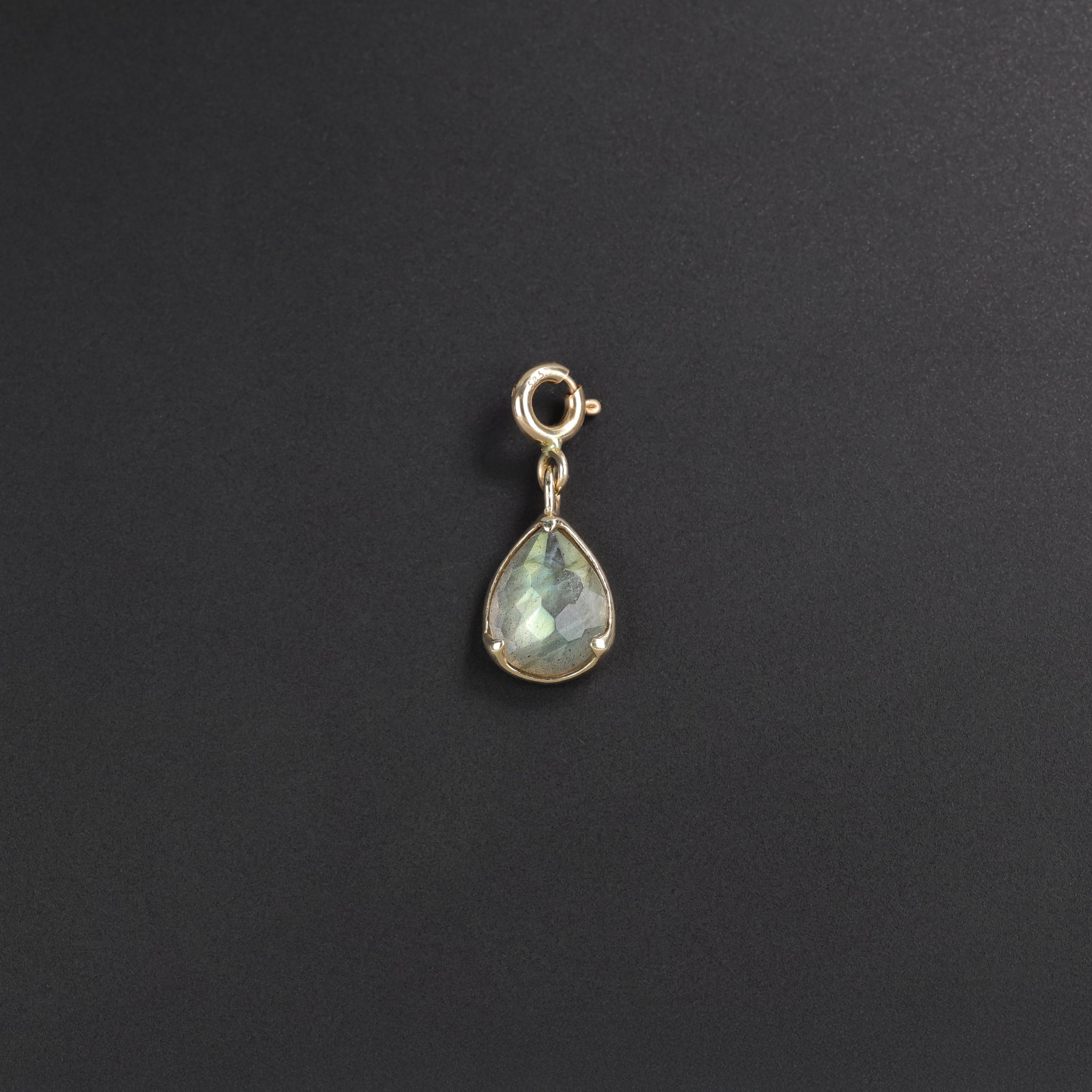 Irregular Pear-Cut Labradorite SR Pendant