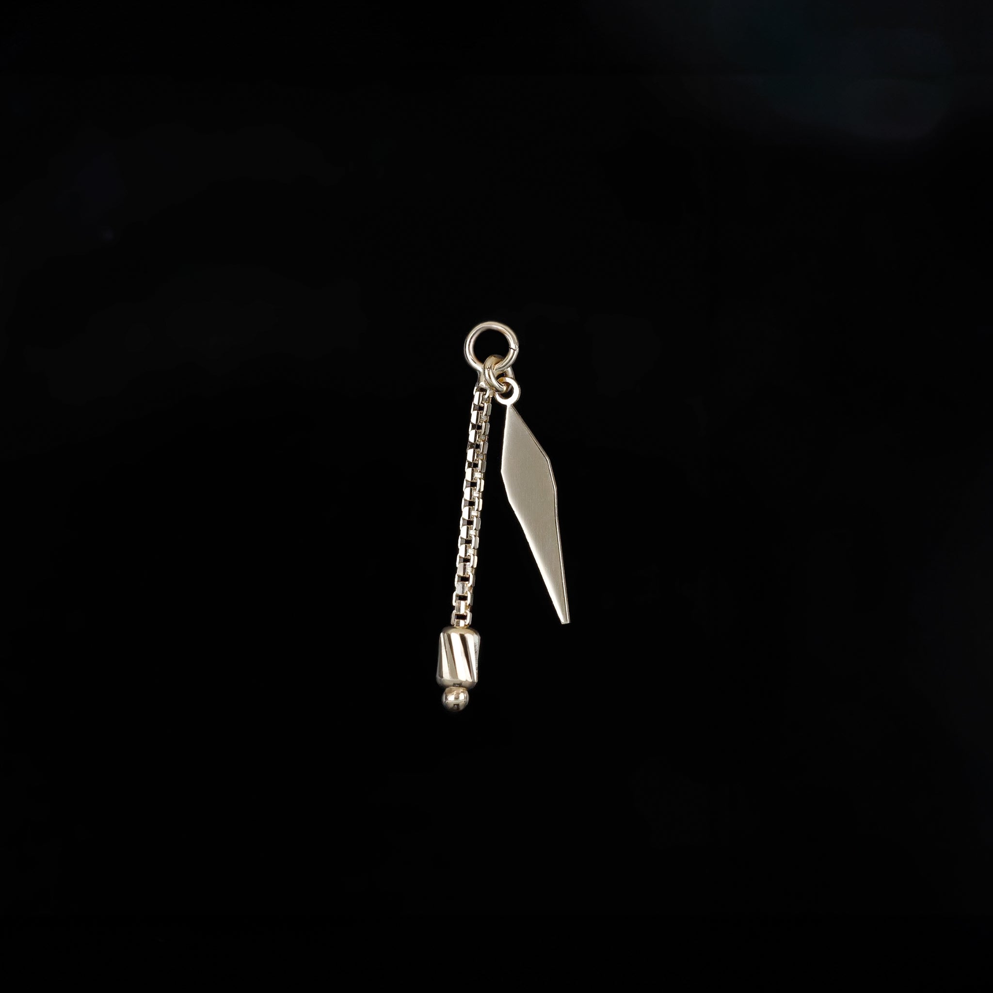 Aurion II • Brillcut Spike Barrel Chain Charm