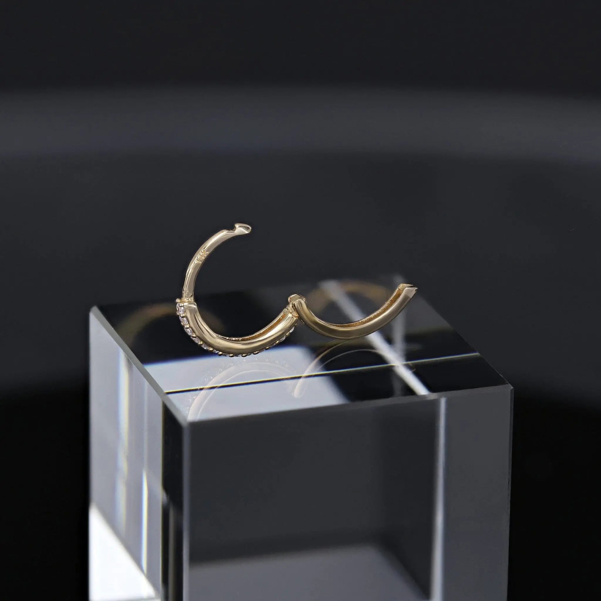 BEATTI Barbell Everyday CZ Pavé Hoop Everyday CZ Pavé Hoop