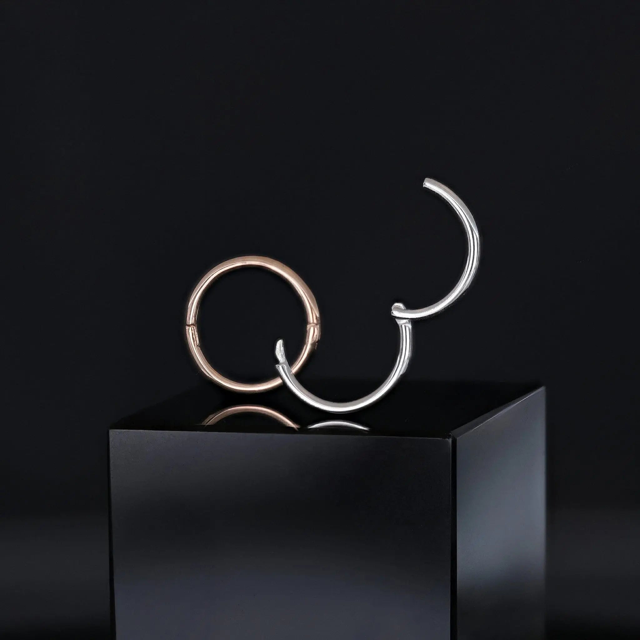 BEATTI Hoops Minimal Thin Hoop Ring 18G Minimal Thin Hoop Ring 18G