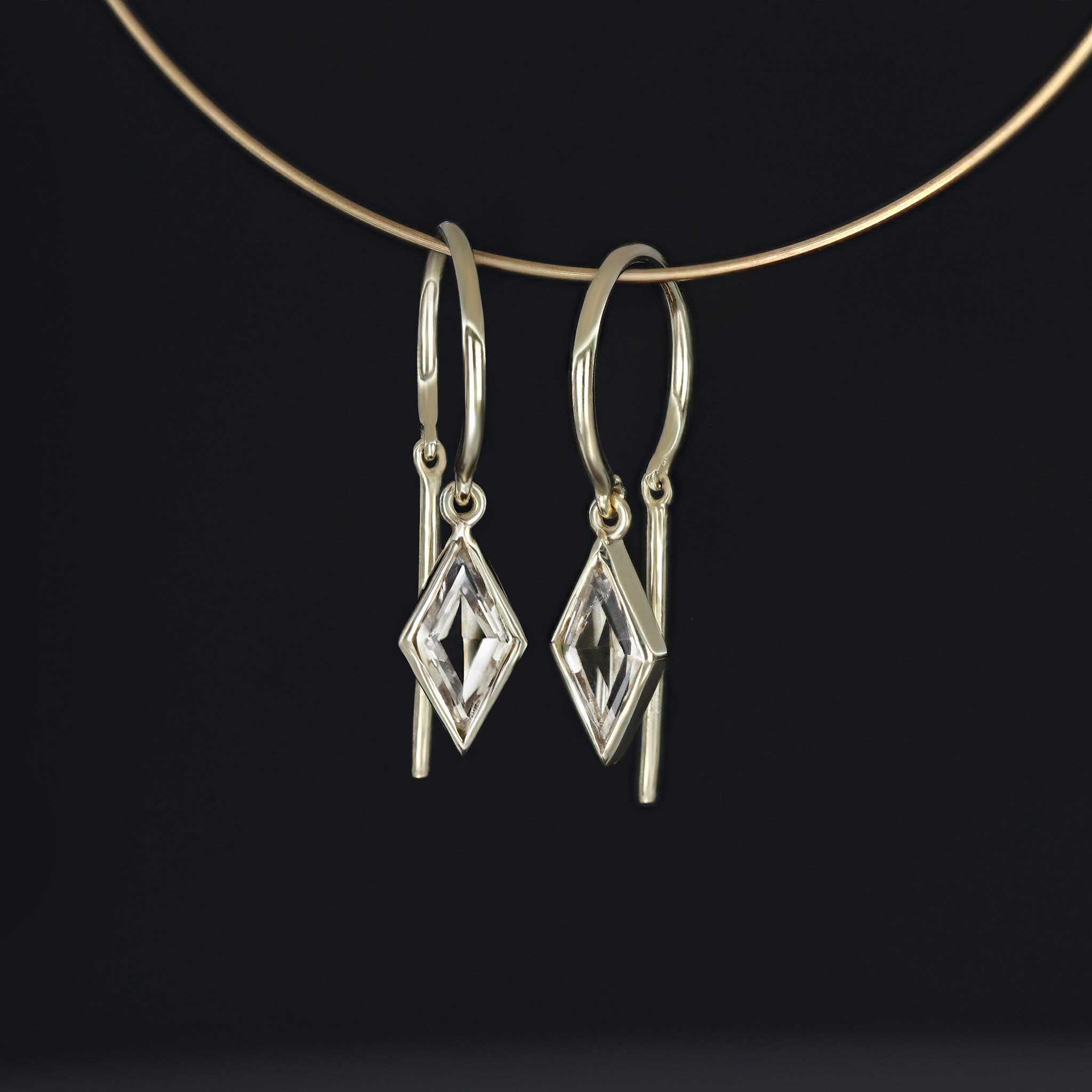 BEATTI Threaders BTE061 • White Topaz Rhombus Gemstone Threader Hoop Earrings BTE061 • White Topaz Rhombus Gemstone Threader Hoop Earrings