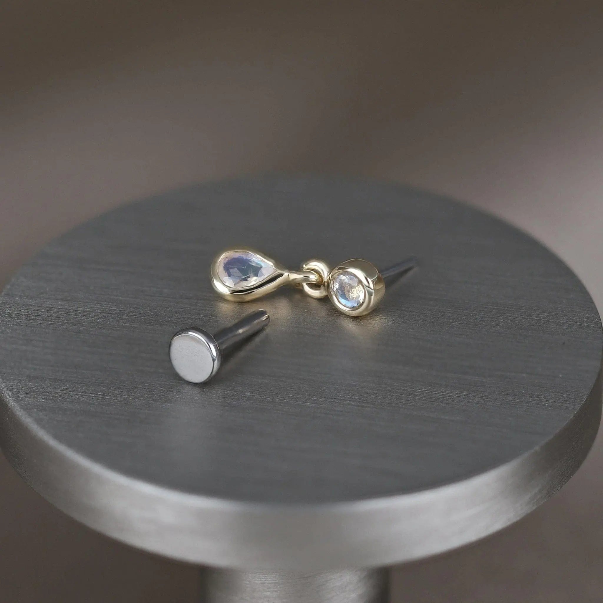 BEATTI Threadless Ends Echo •  Dangle Gemstone Threadless Ends Echo 14K Gold Dangle Charm Threadless Ends Natural Gemstones