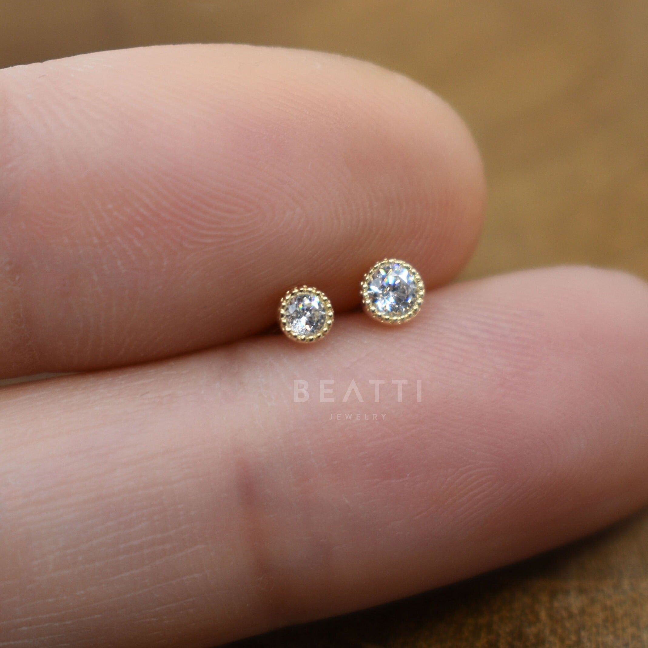 18G   14K Solid Gold 2.5mm-3mm-3.5mm Milgrain Bezel Labret Stud   14K Internal Threaded Labret   Tragus Earring   14K Cartilage Stud - BEATTI