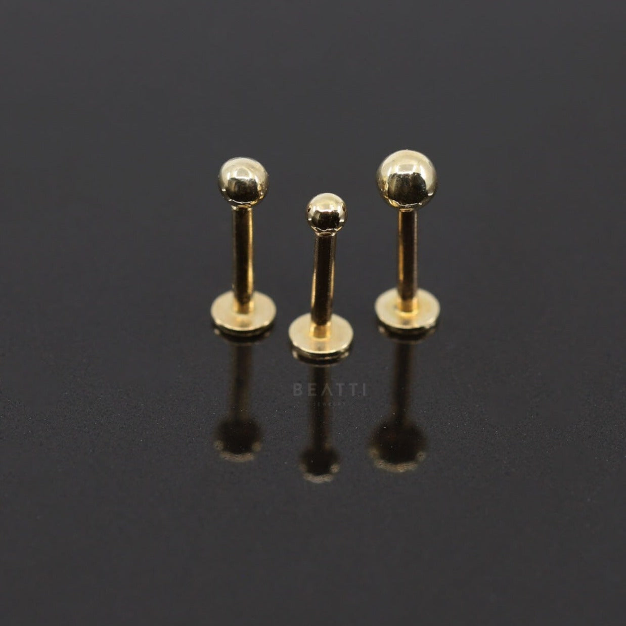 Solid gold store labret